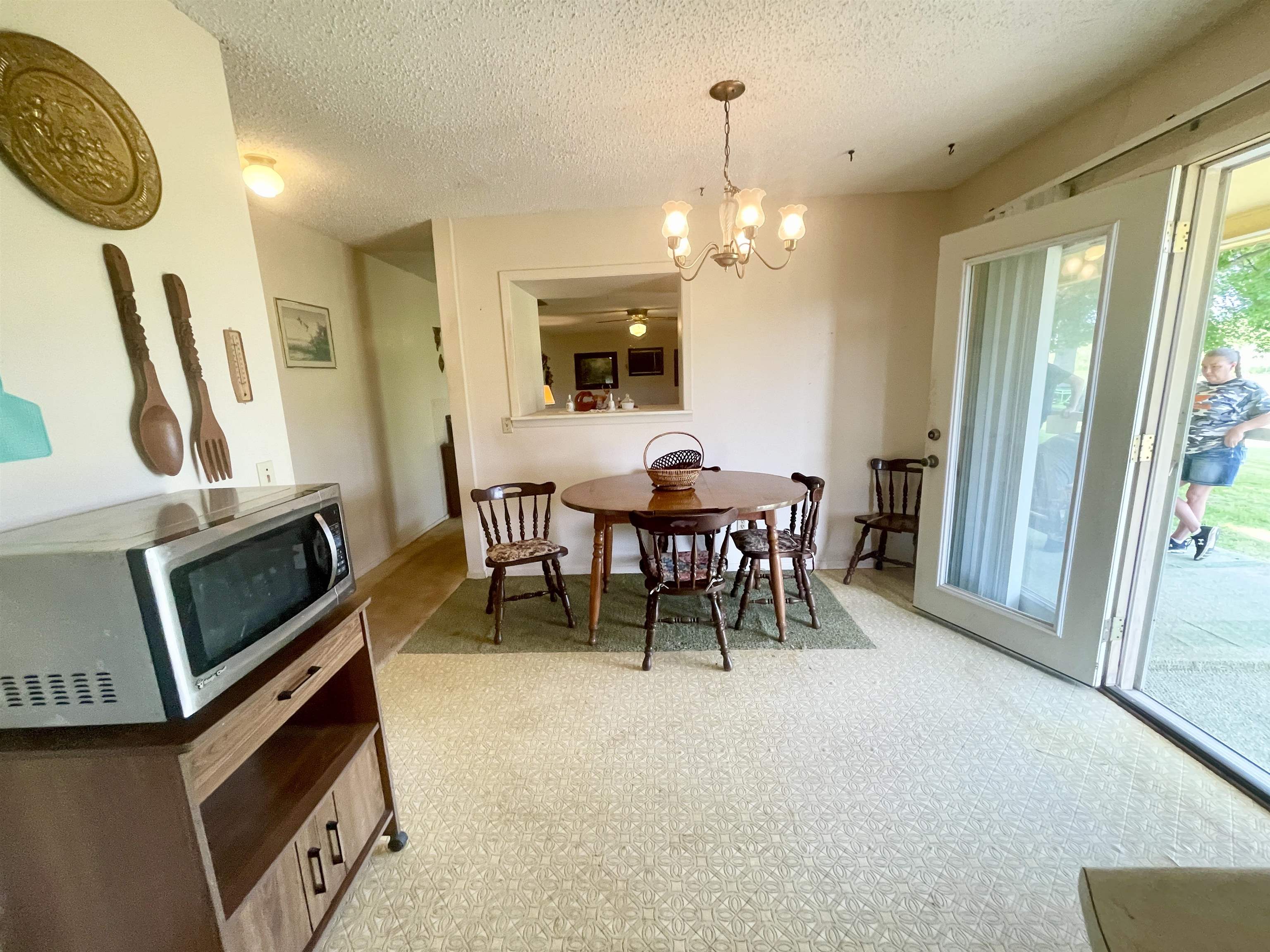 2152  Dove  Gepp, AR
