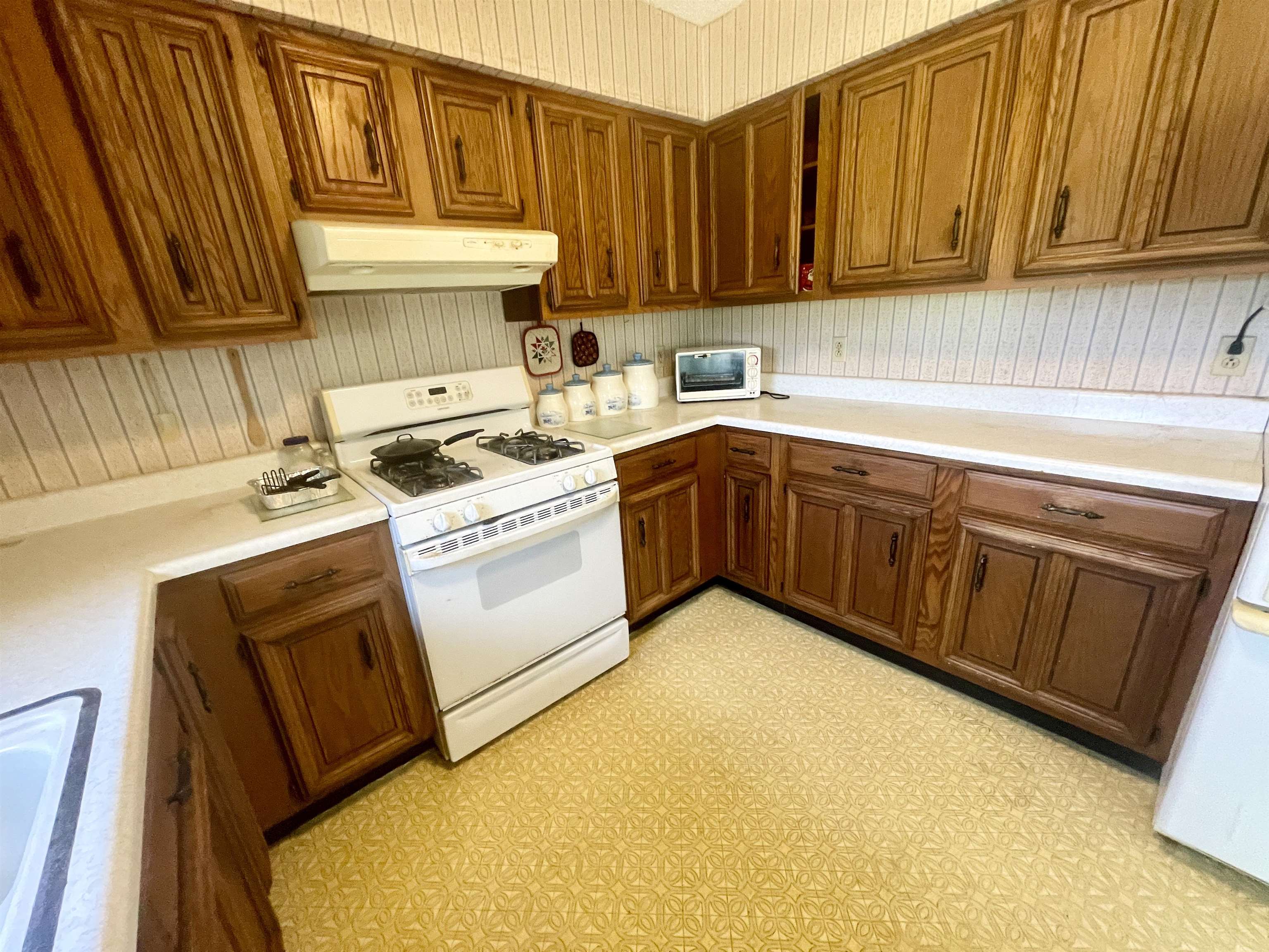 2152  Dove  Gepp, AR