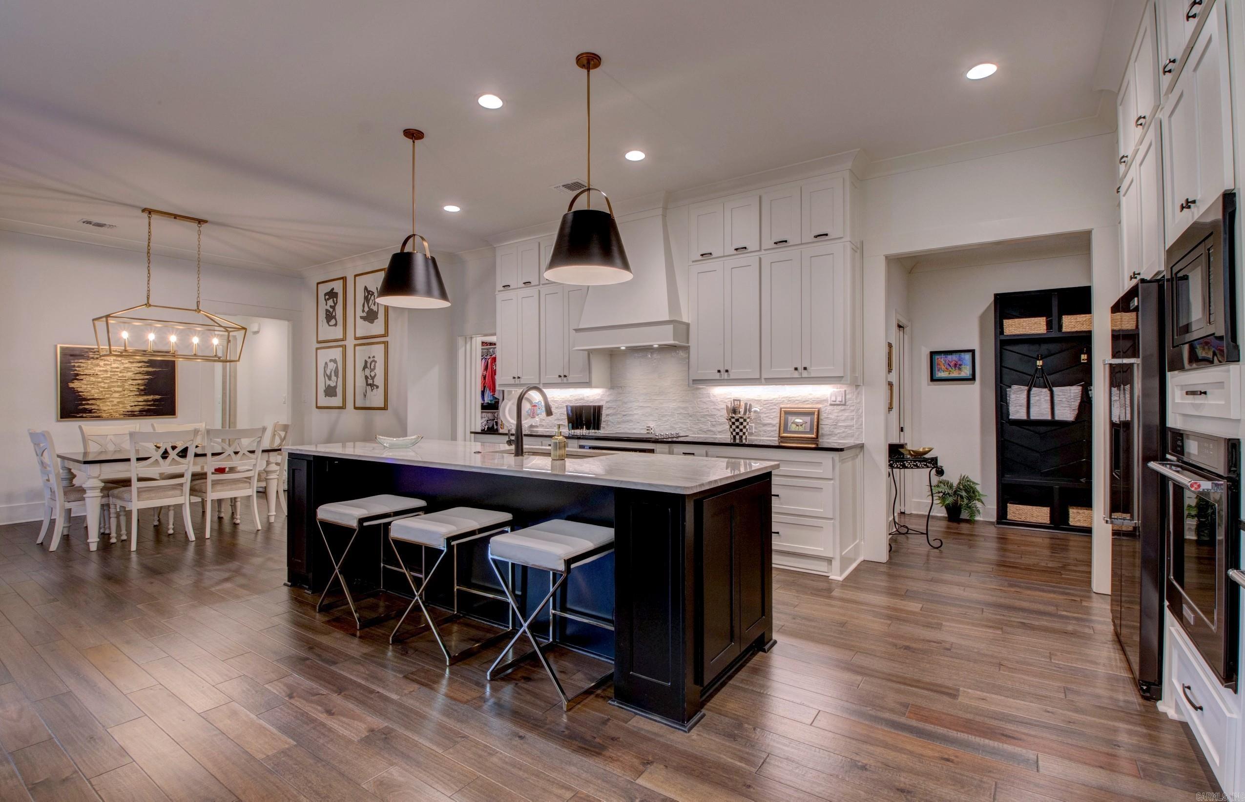 128  Majestic  Maumelle, AR