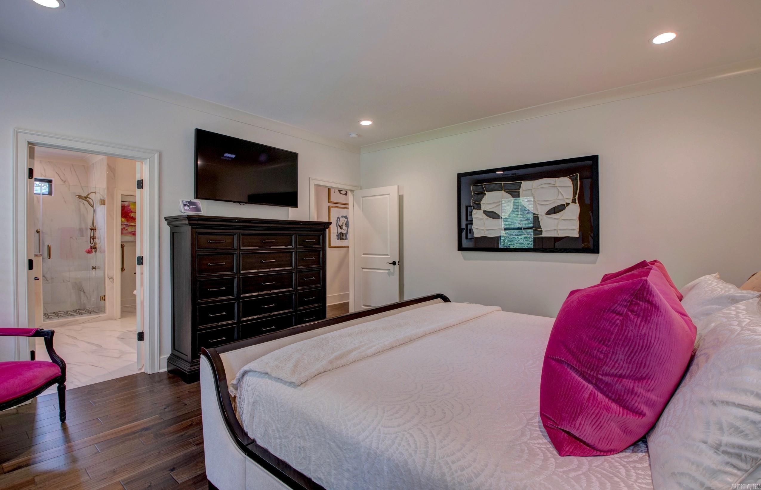 128  Majestic  Maumelle, AR