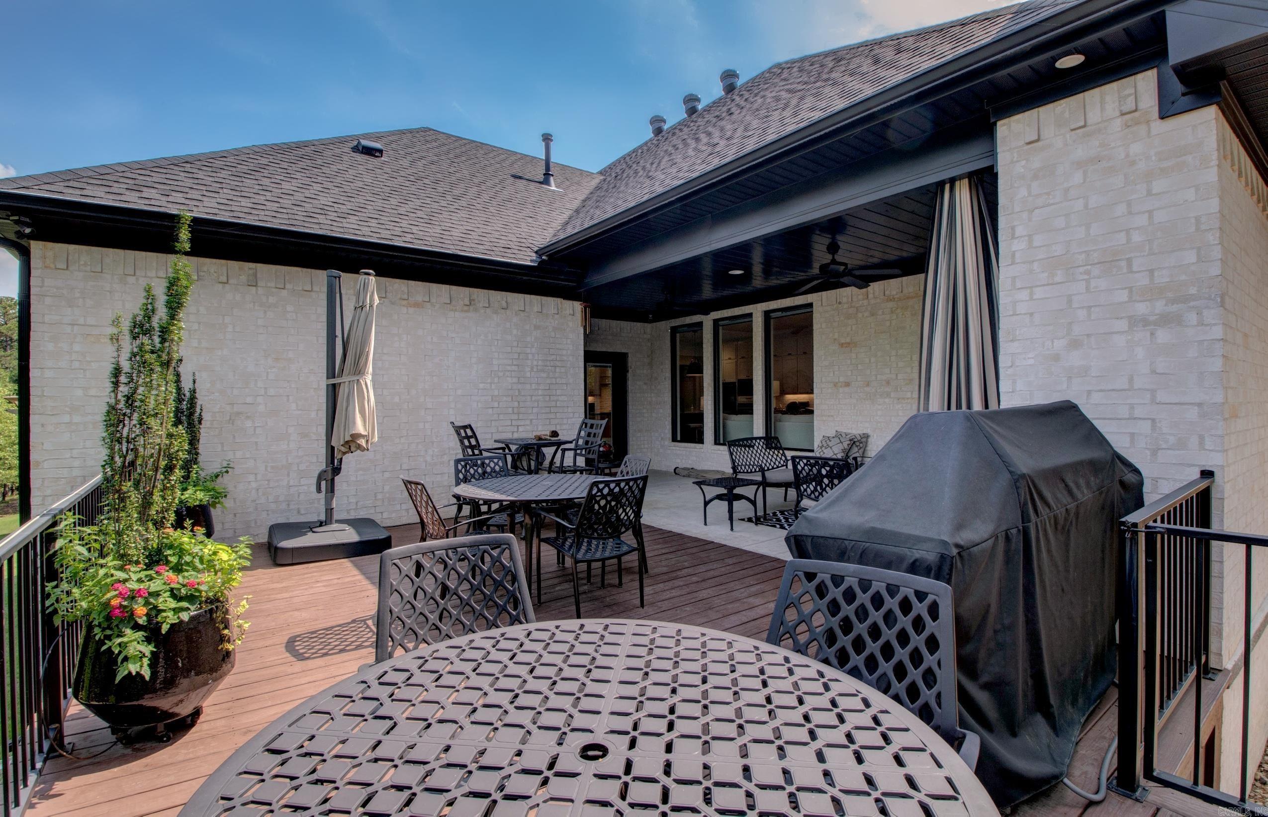 128  Majestic  Maumelle, AR