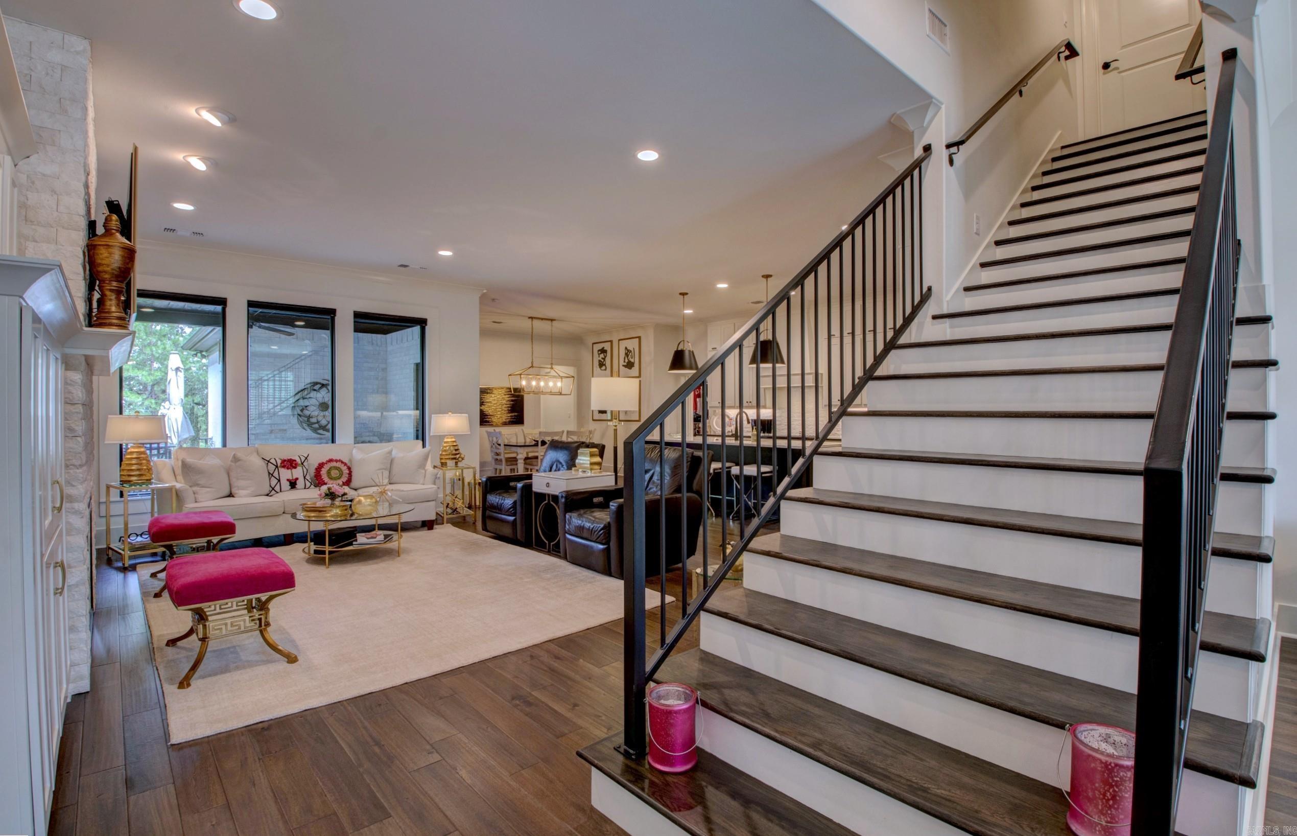 128  Majestic  Maumelle, AR