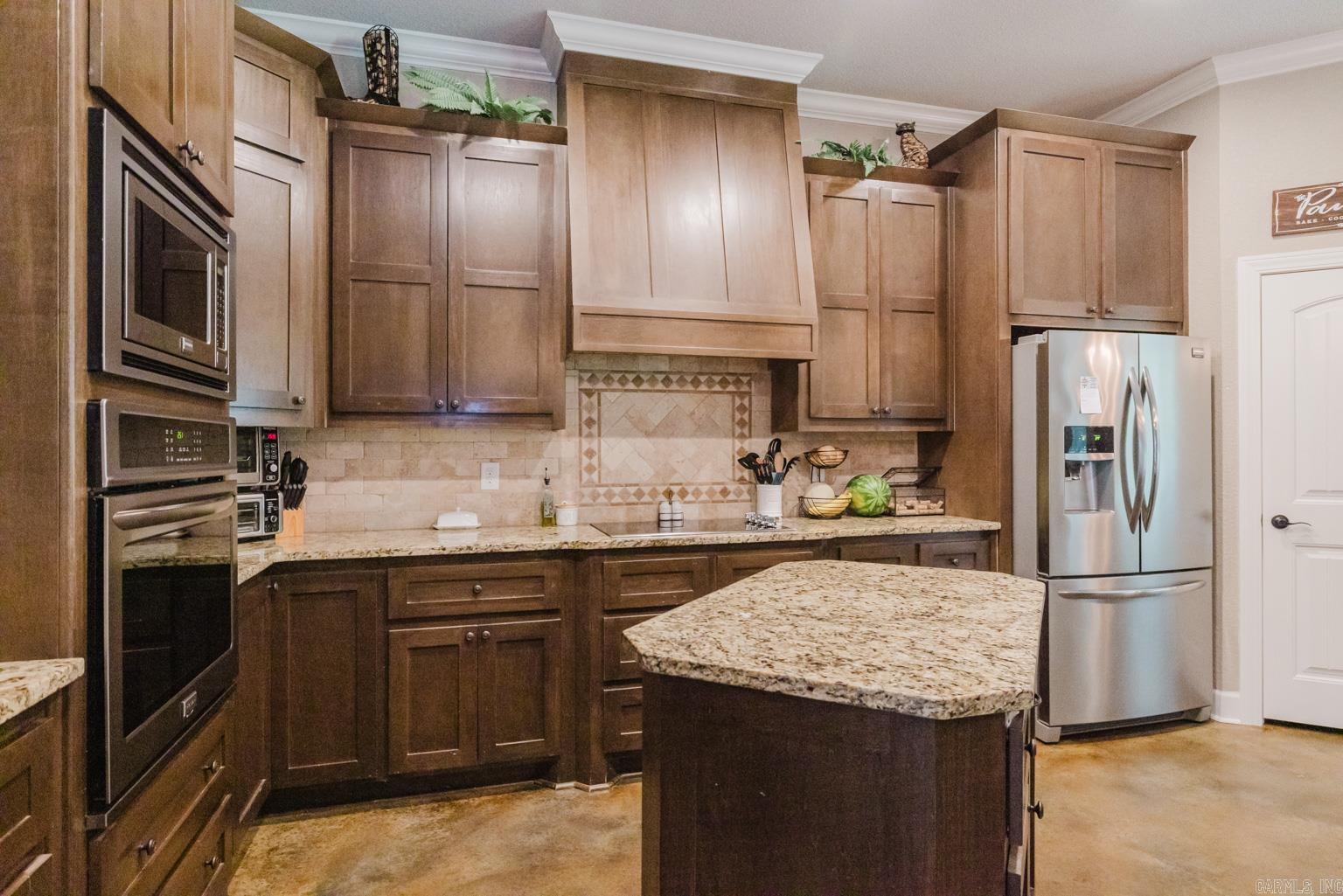 3754  Lonesome Oak Dr  Hensley, AR