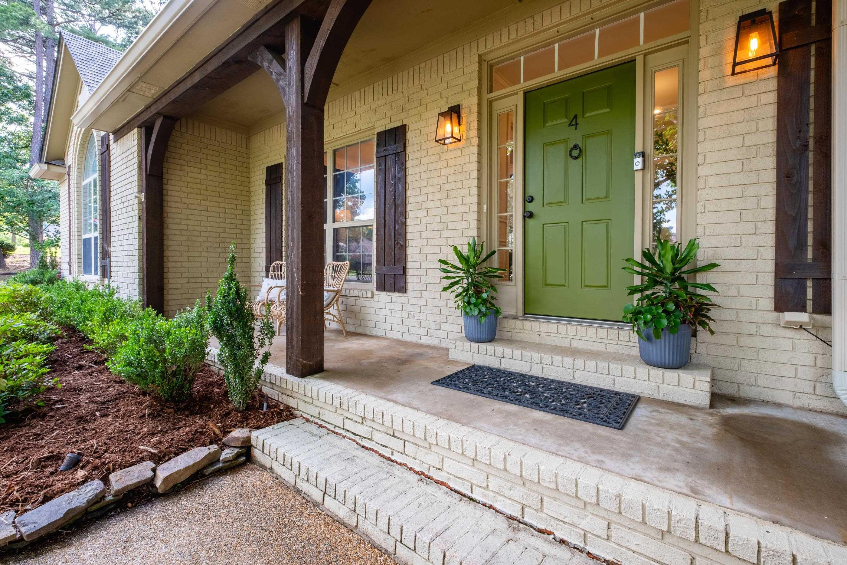 4  Iviers  Little Rock, AR