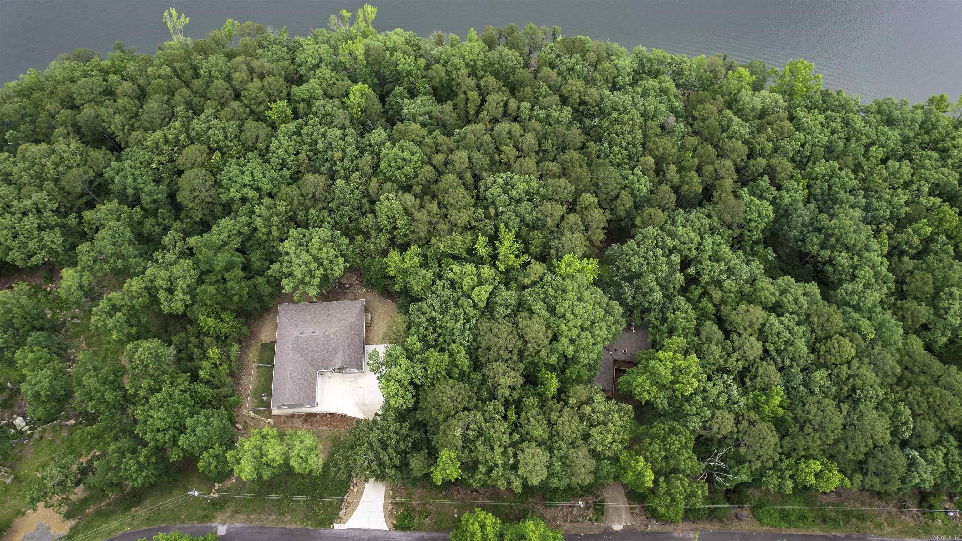 000  Valhalla Drive  Edgemont, AR