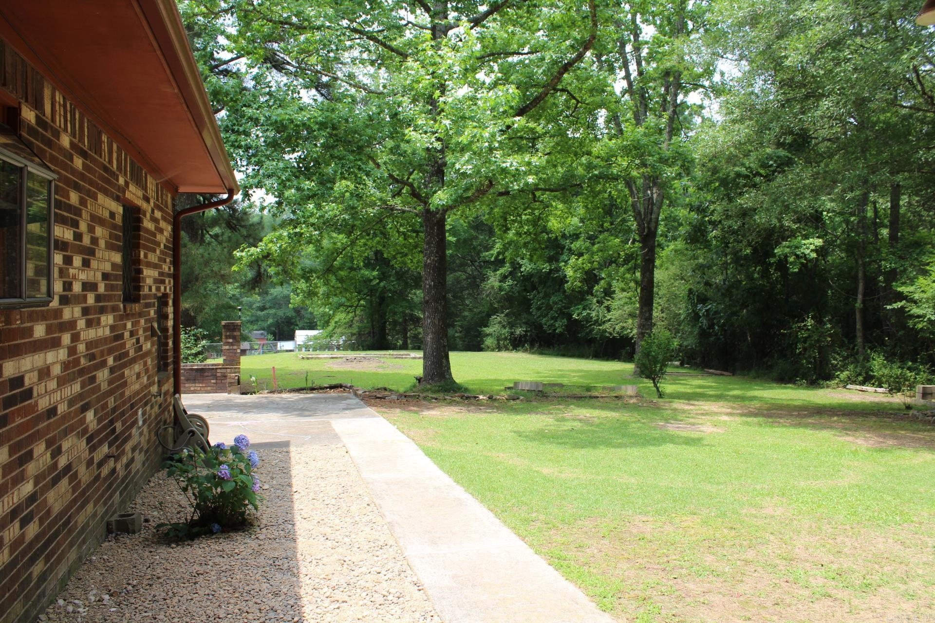 108  Charles St.  Murfreesboro, AR