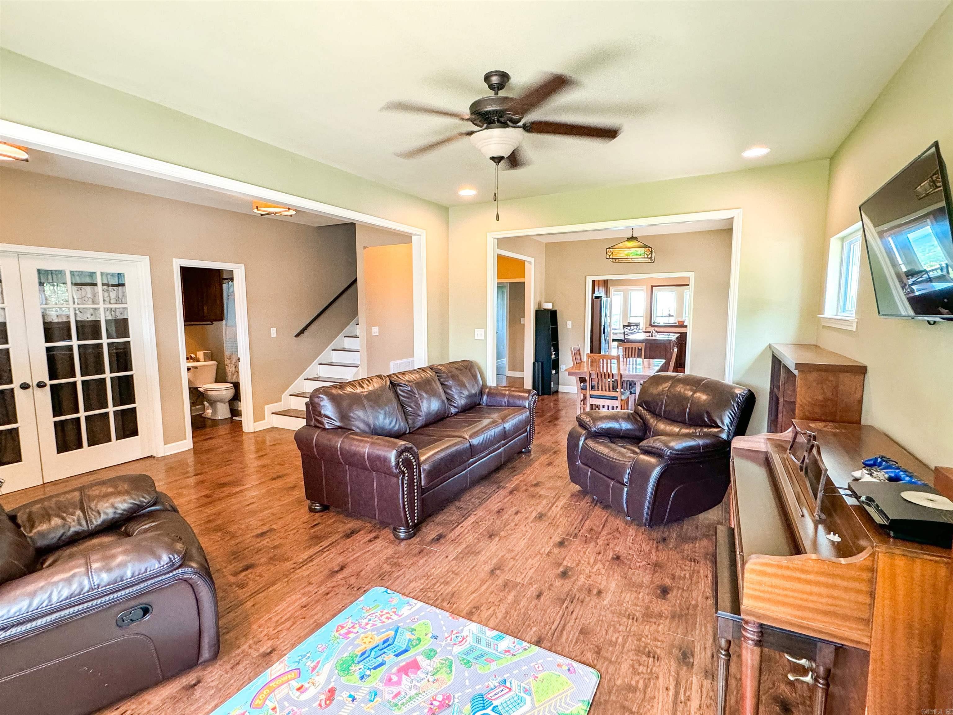 125  Gassaway  Searcy, AR