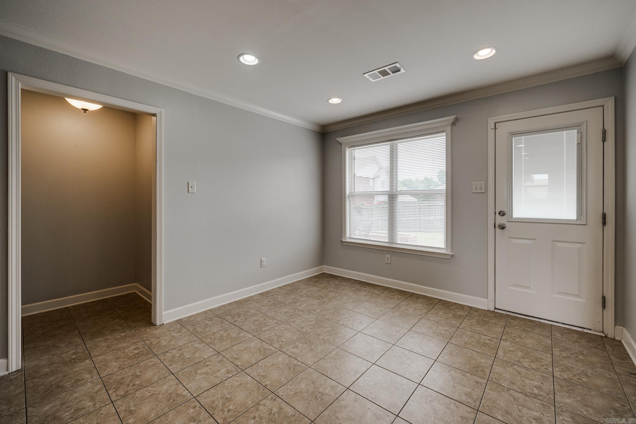 5801  Base Meadows  Jacksonville, AR