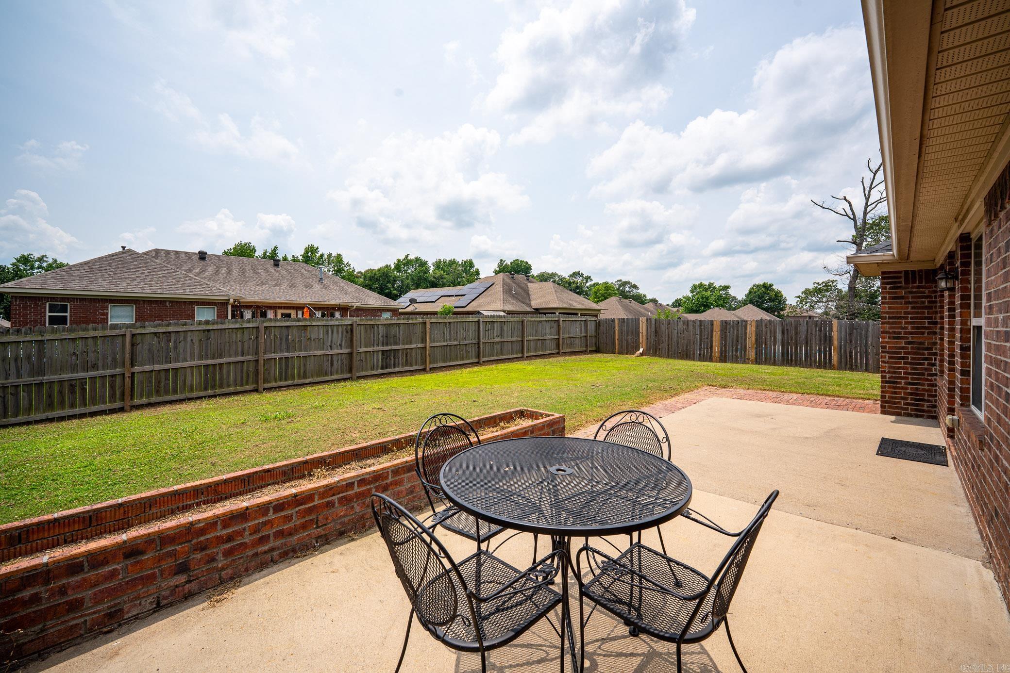 5801  Base Meadows  Jacksonville, AR