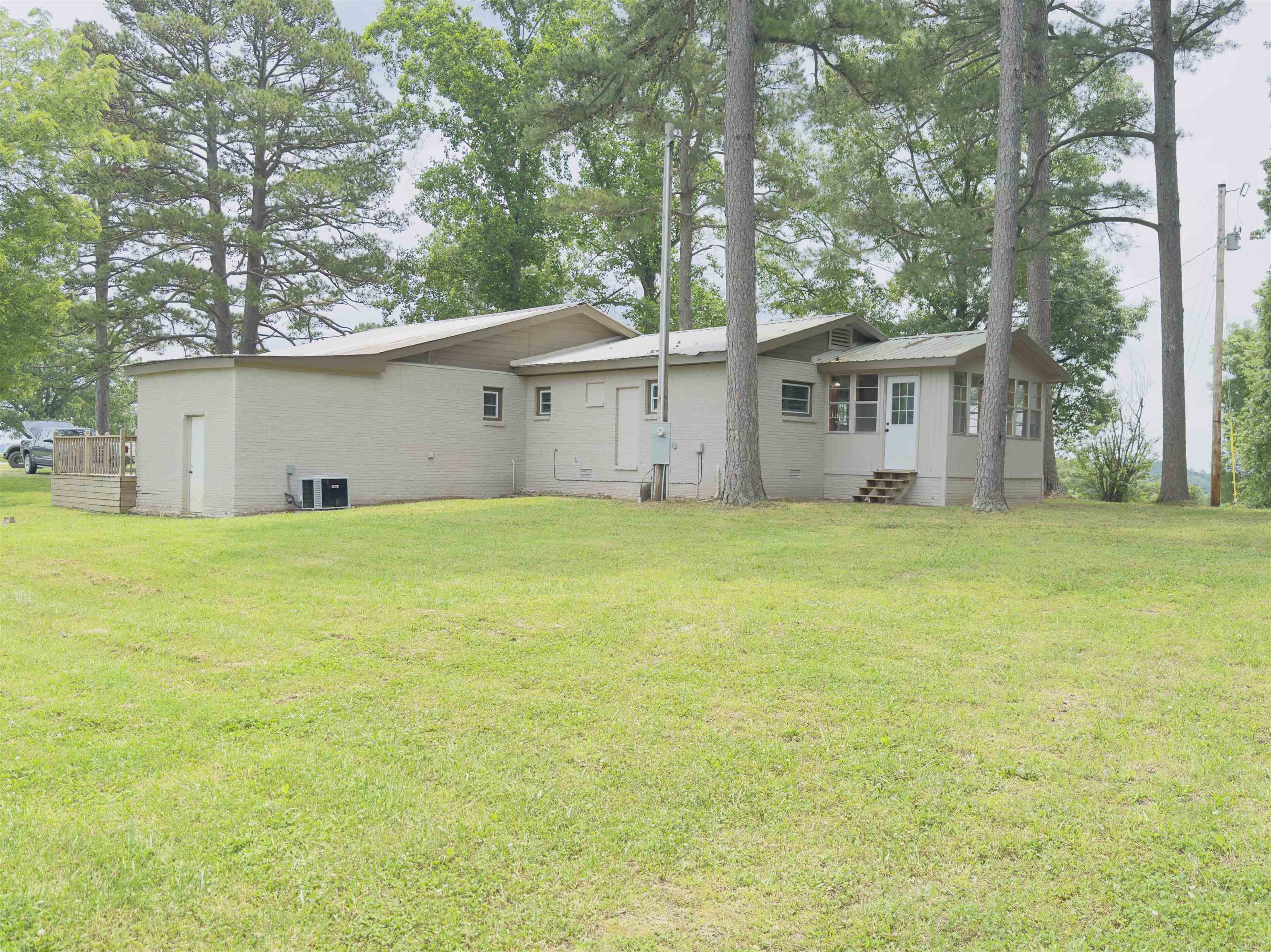 9689 W AR 56 Highway Wideman, AR 72585