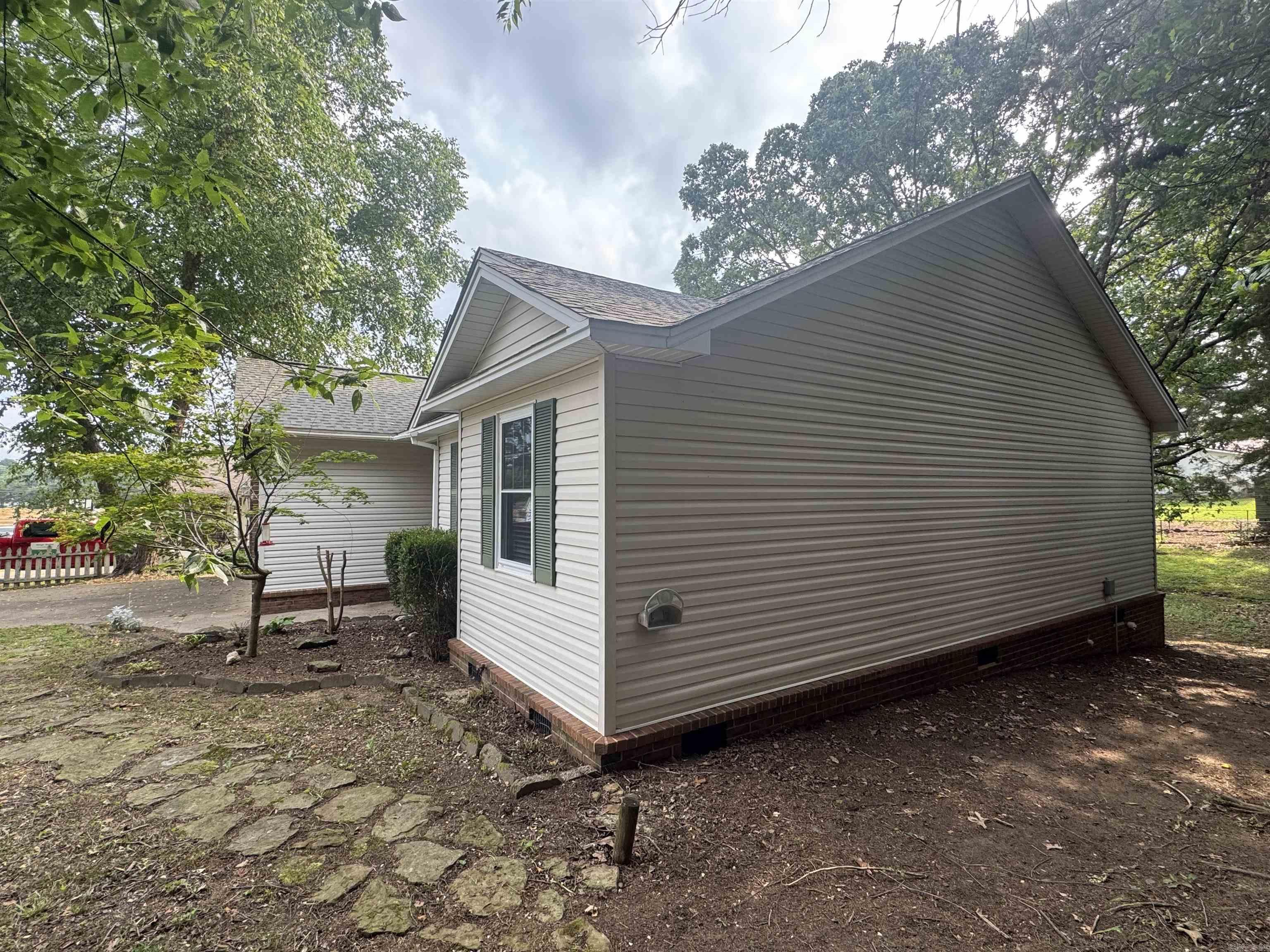 1508  Lois  Searcy, AR
