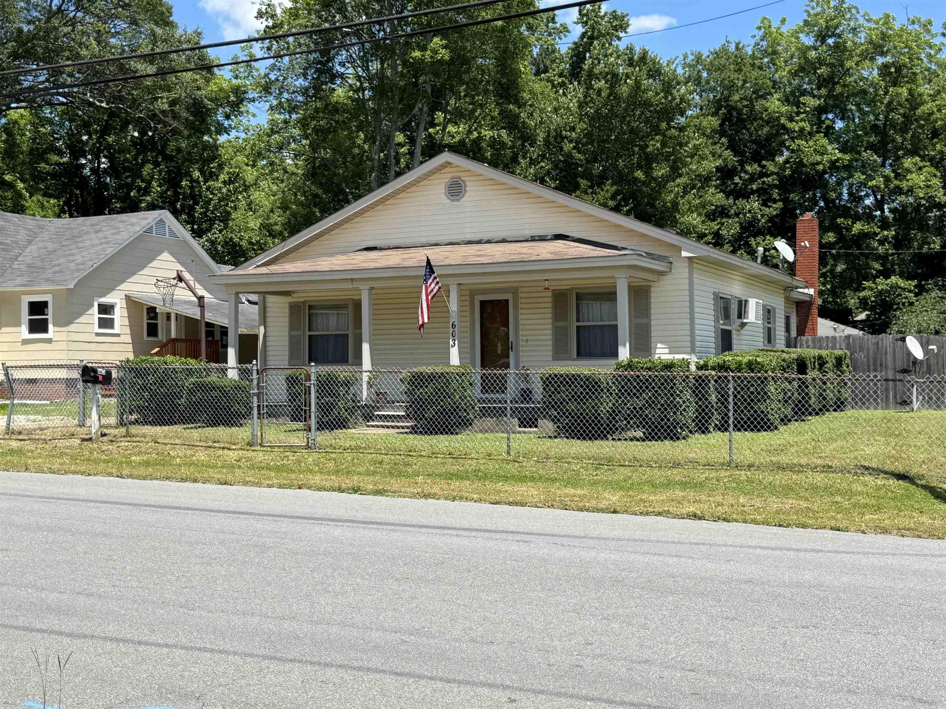 603 N Main  Malvern, AR