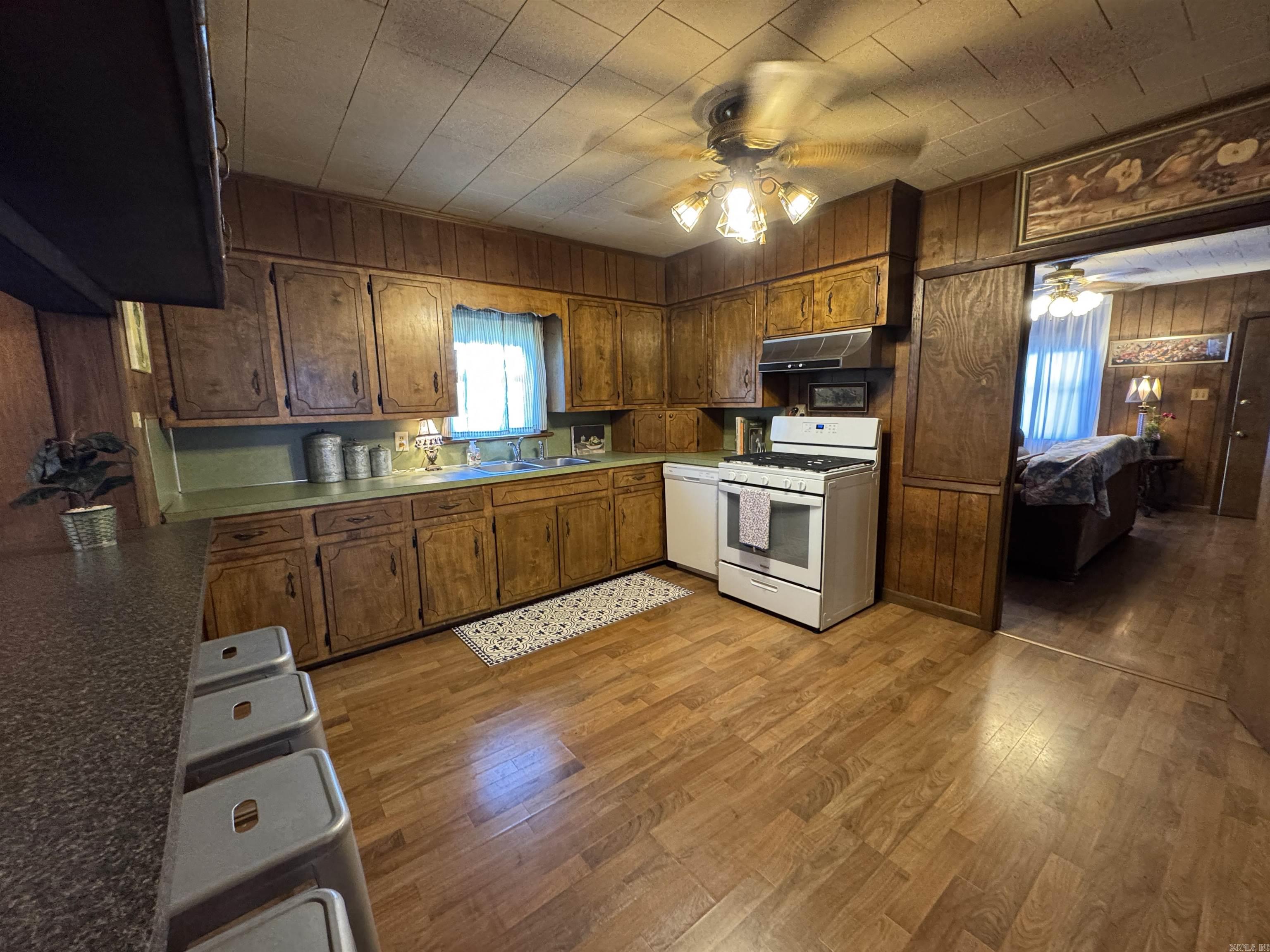 603 N Main  Malvern, AR