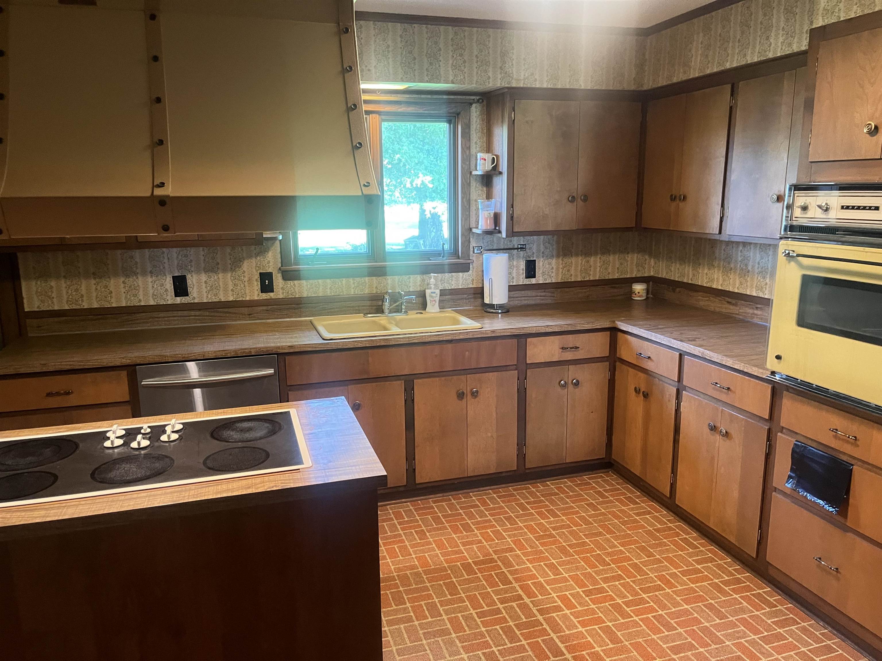 14945 Hwy 214 E  Harrisburg, AR