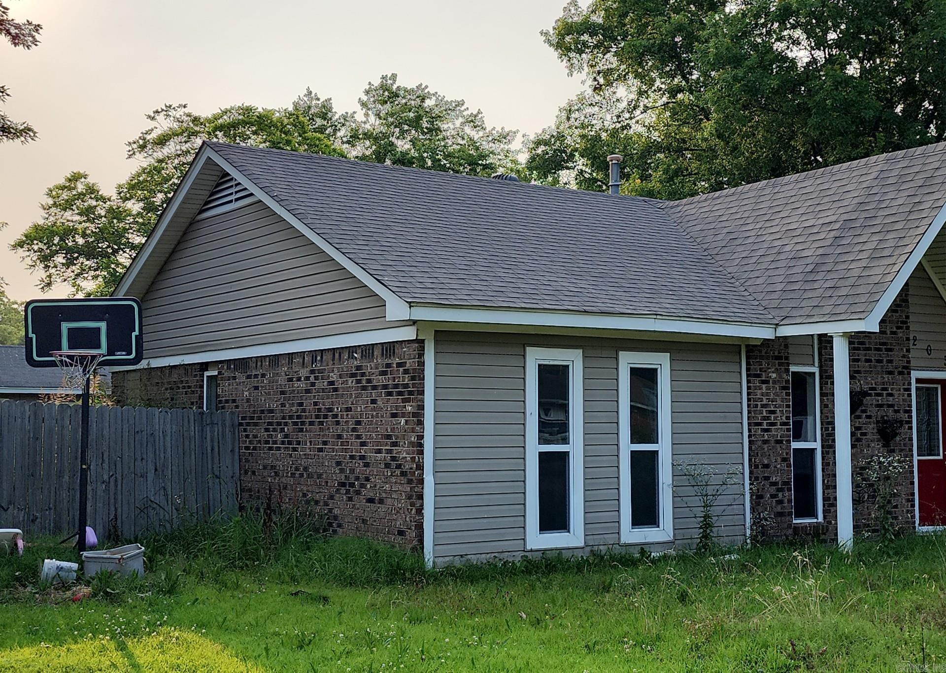 203  Alexander  Bay, AR