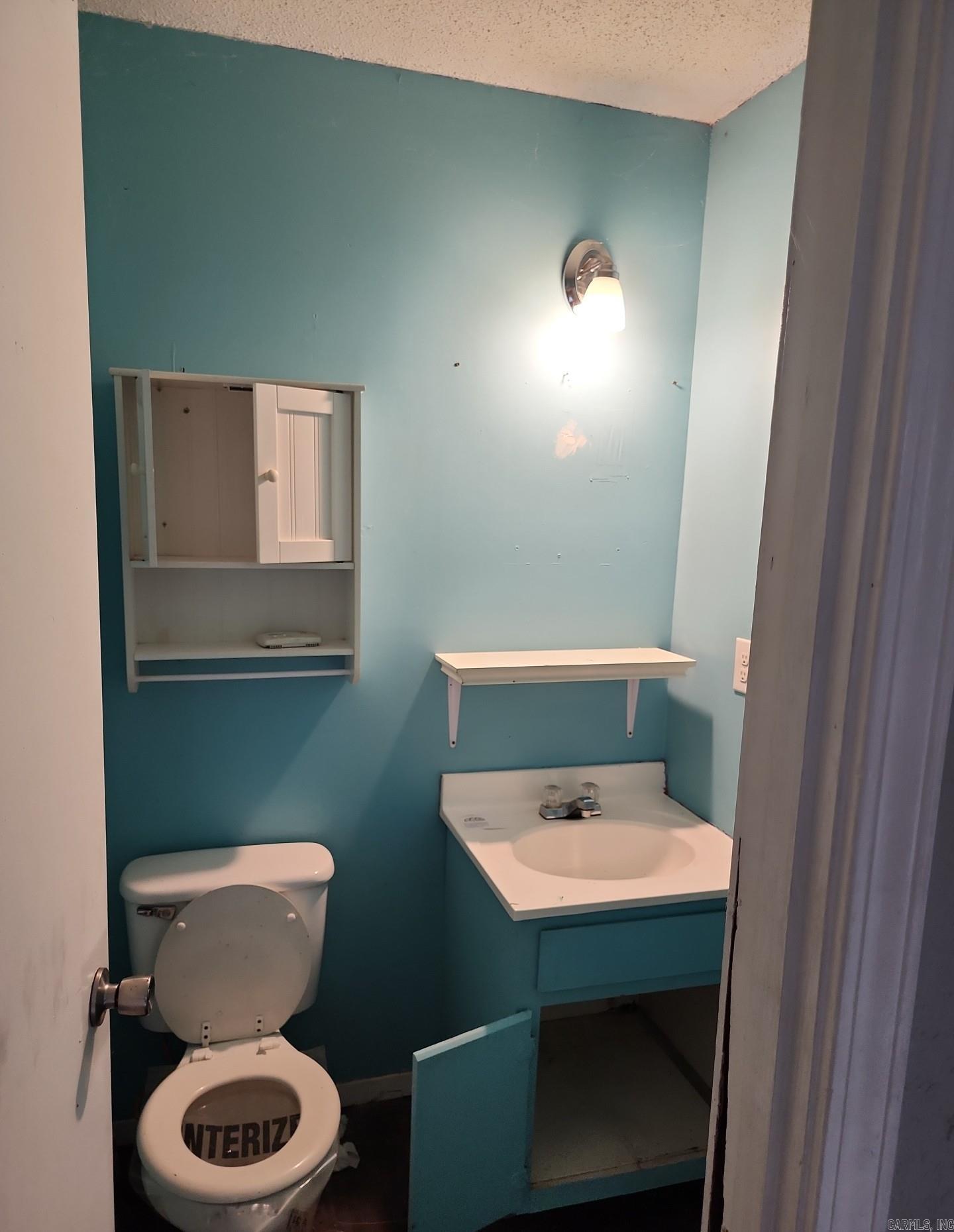 203  Alexander  Bay, AR