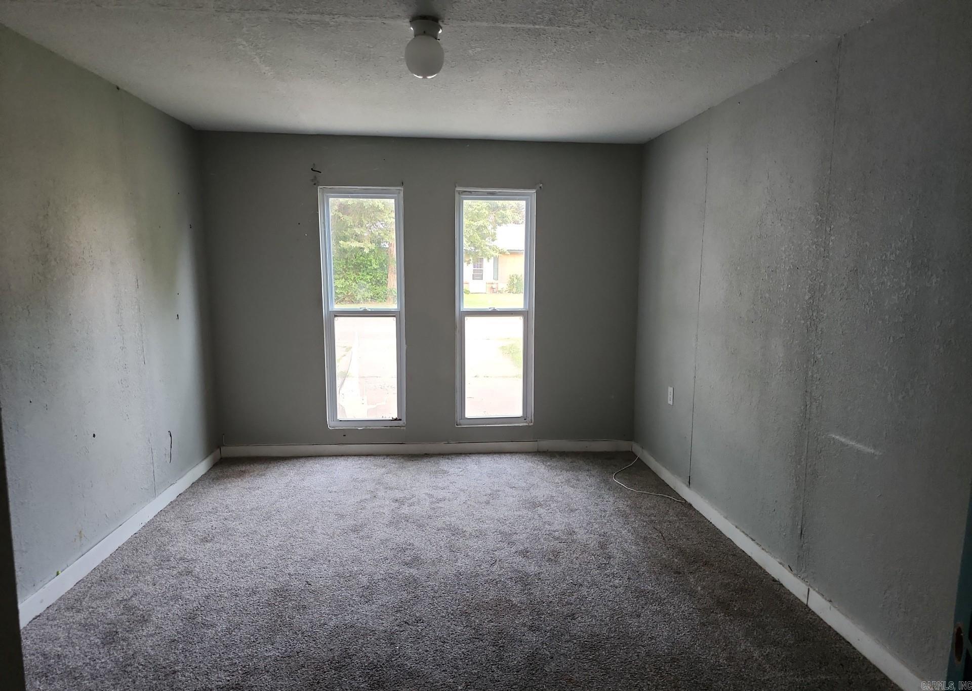 203  Alexander  Bay, AR