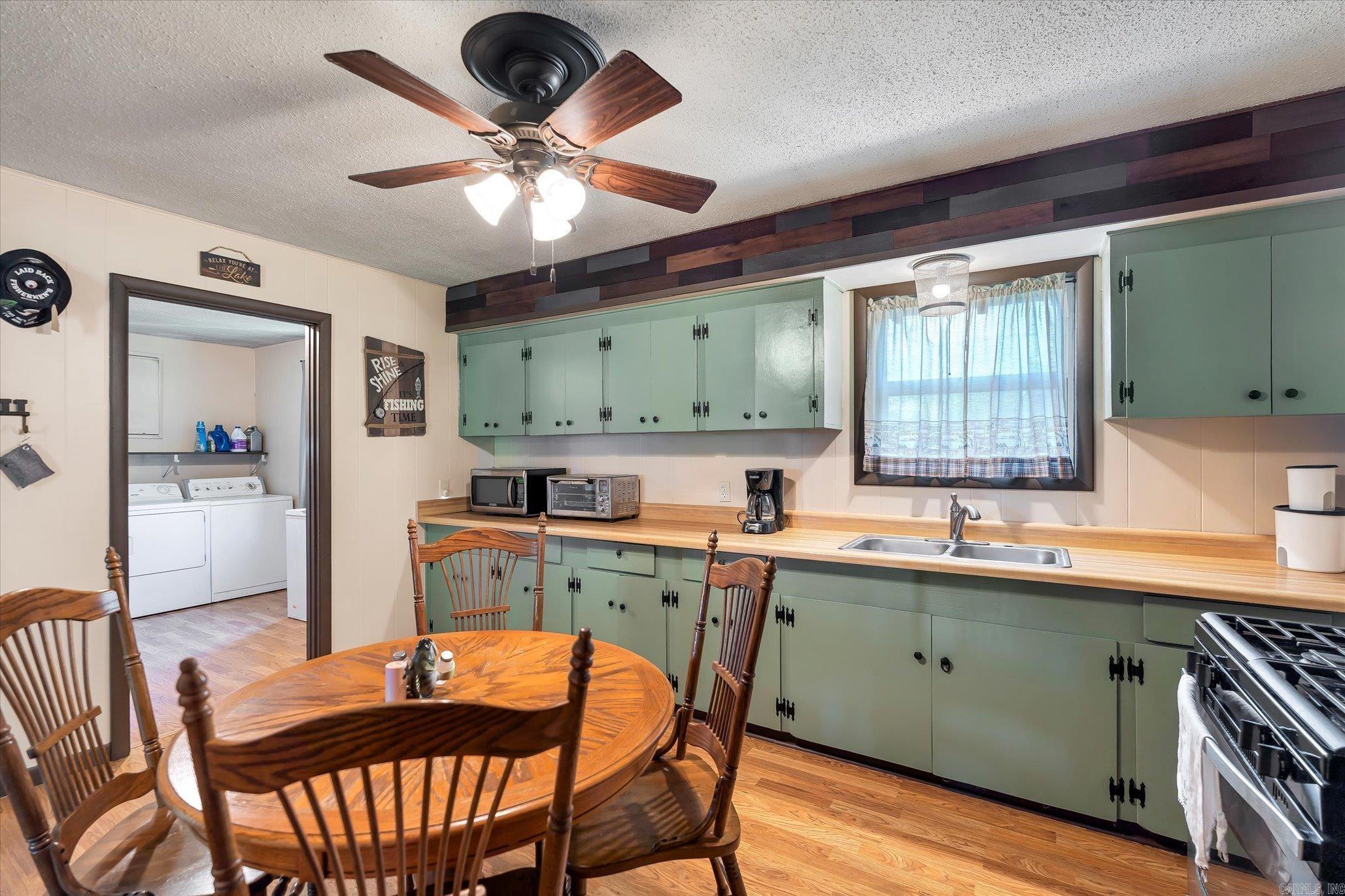 6052  Oakland Road  Oakland, AR