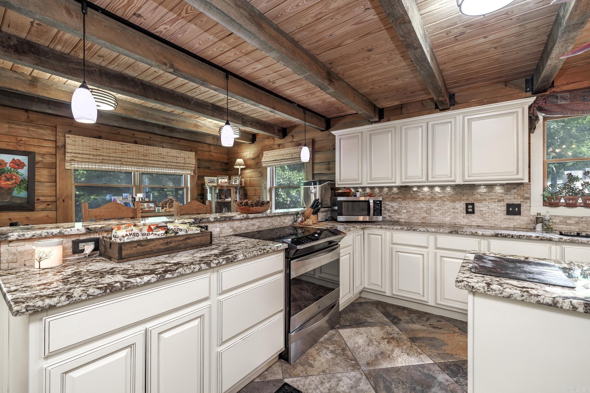 1323  Timberlake  Royal, AR