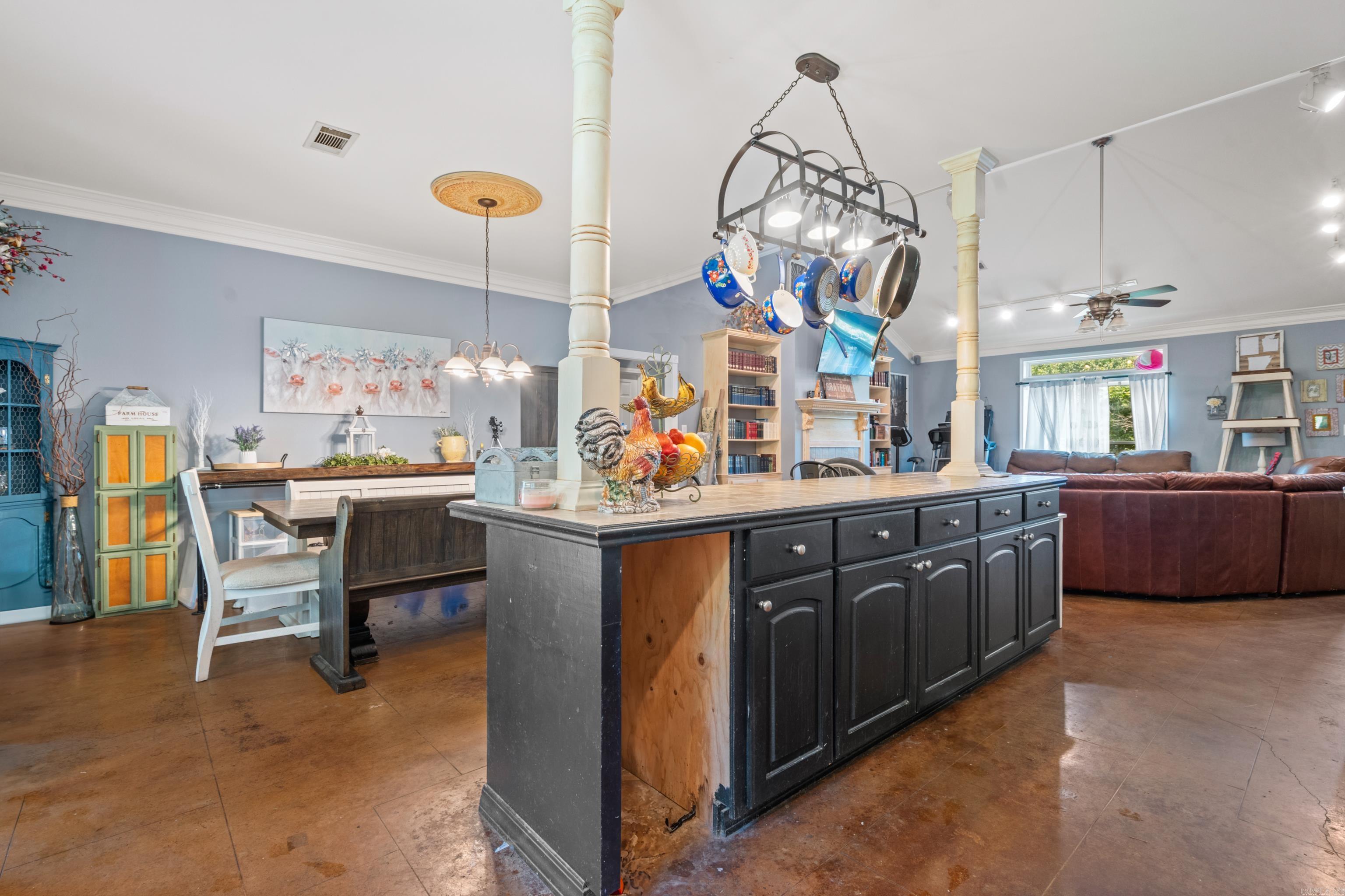 114  Cliffwood  Hot Springs, AR