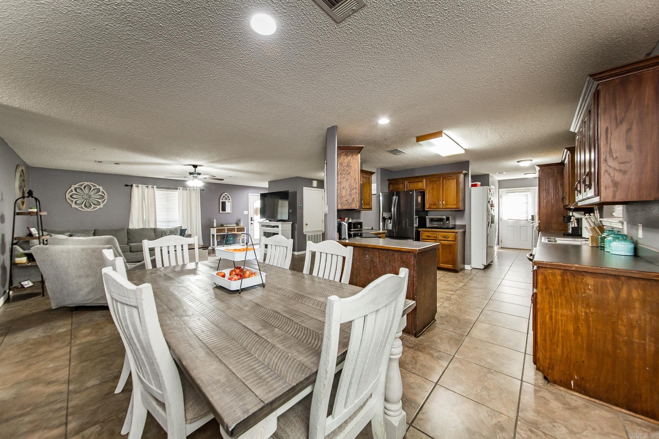 2939  Finch  Bismarck, AR
