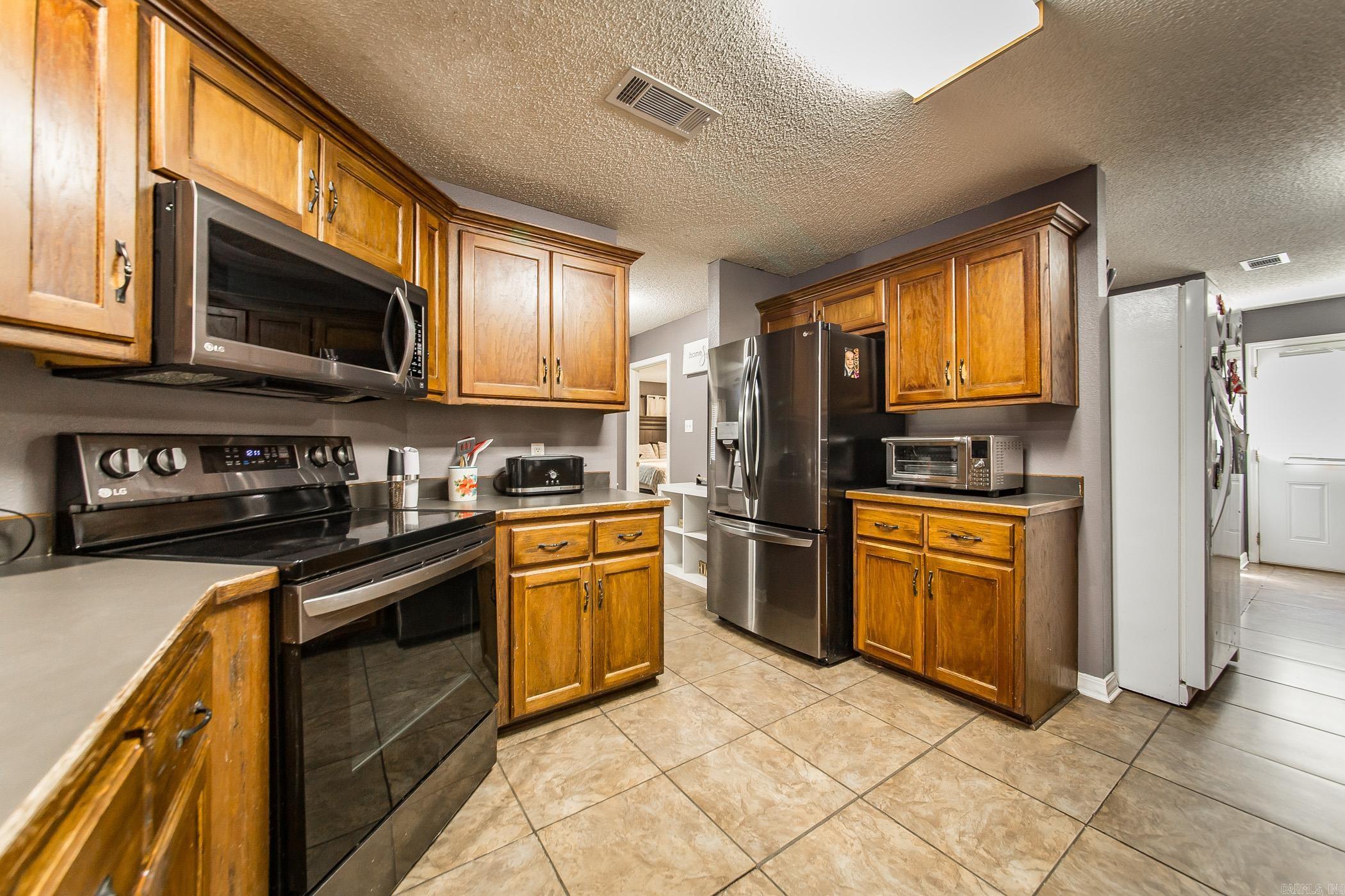 2939  Finch  Bismarck, AR