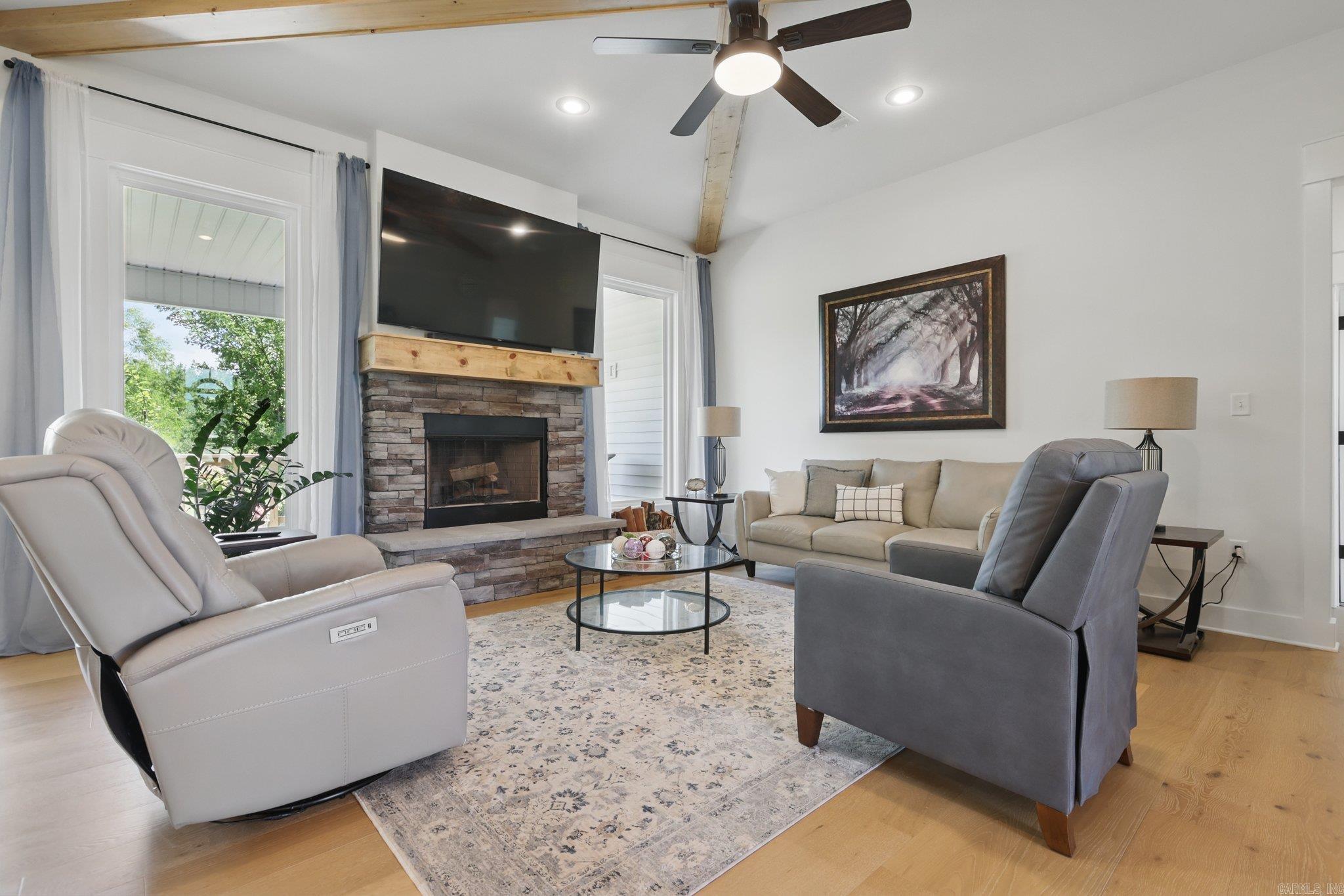 10584  Gunter  Benton, AR