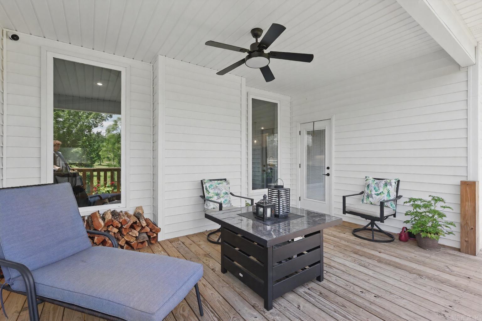 10584  Gunter  Benton, AR