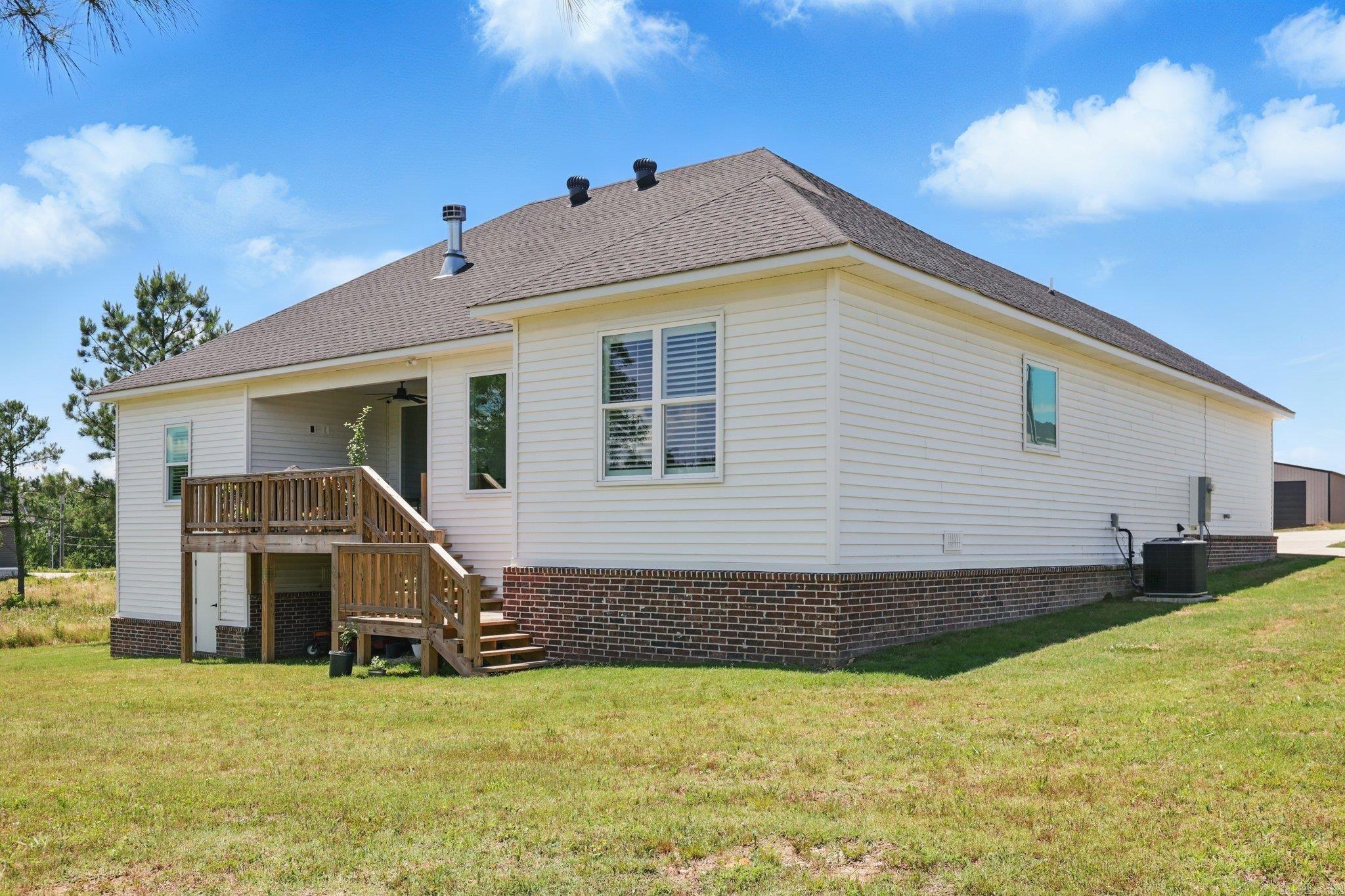10584  Gunter  Benton, AR