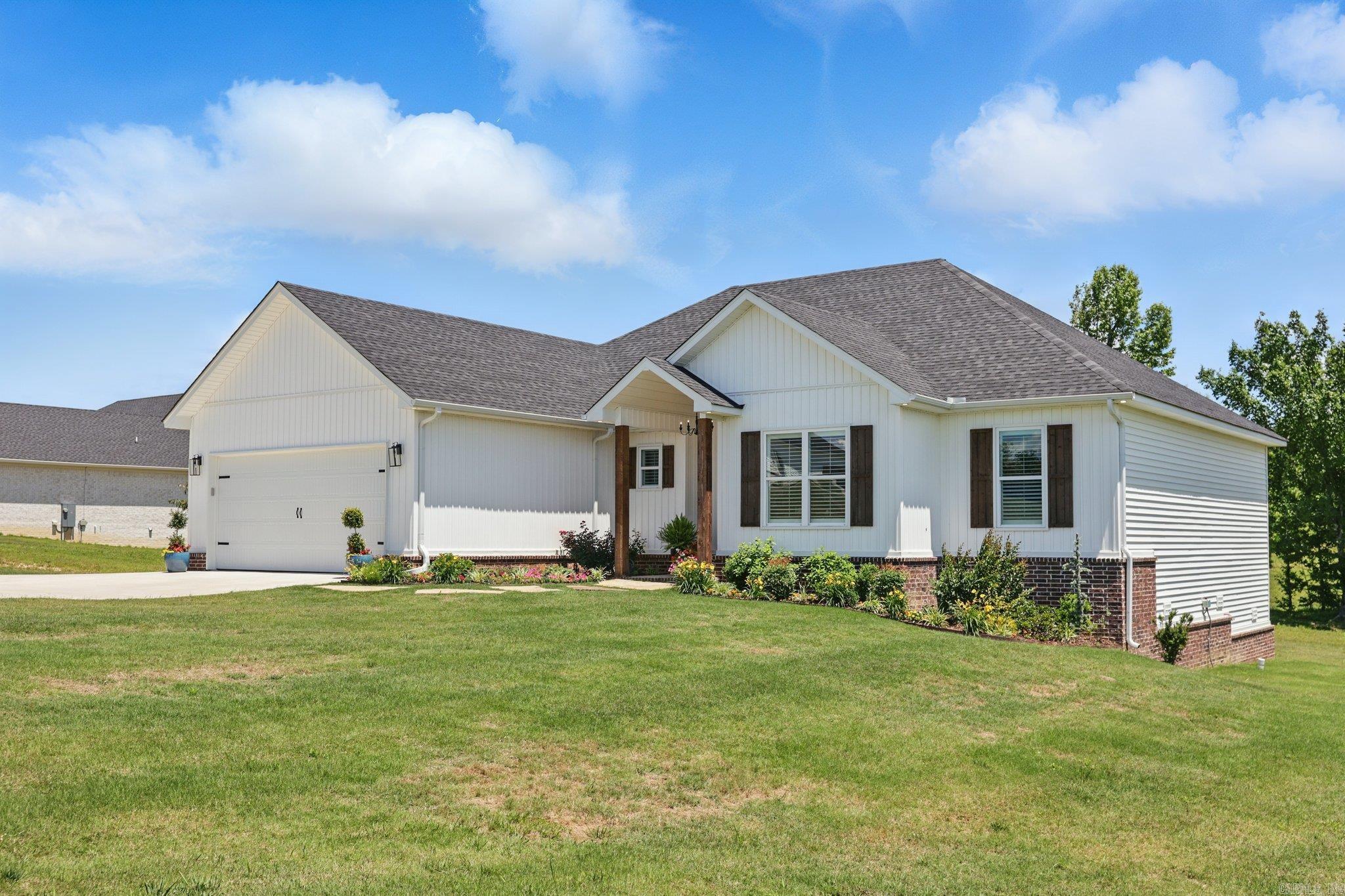 10584  Gunter  Benton, AR