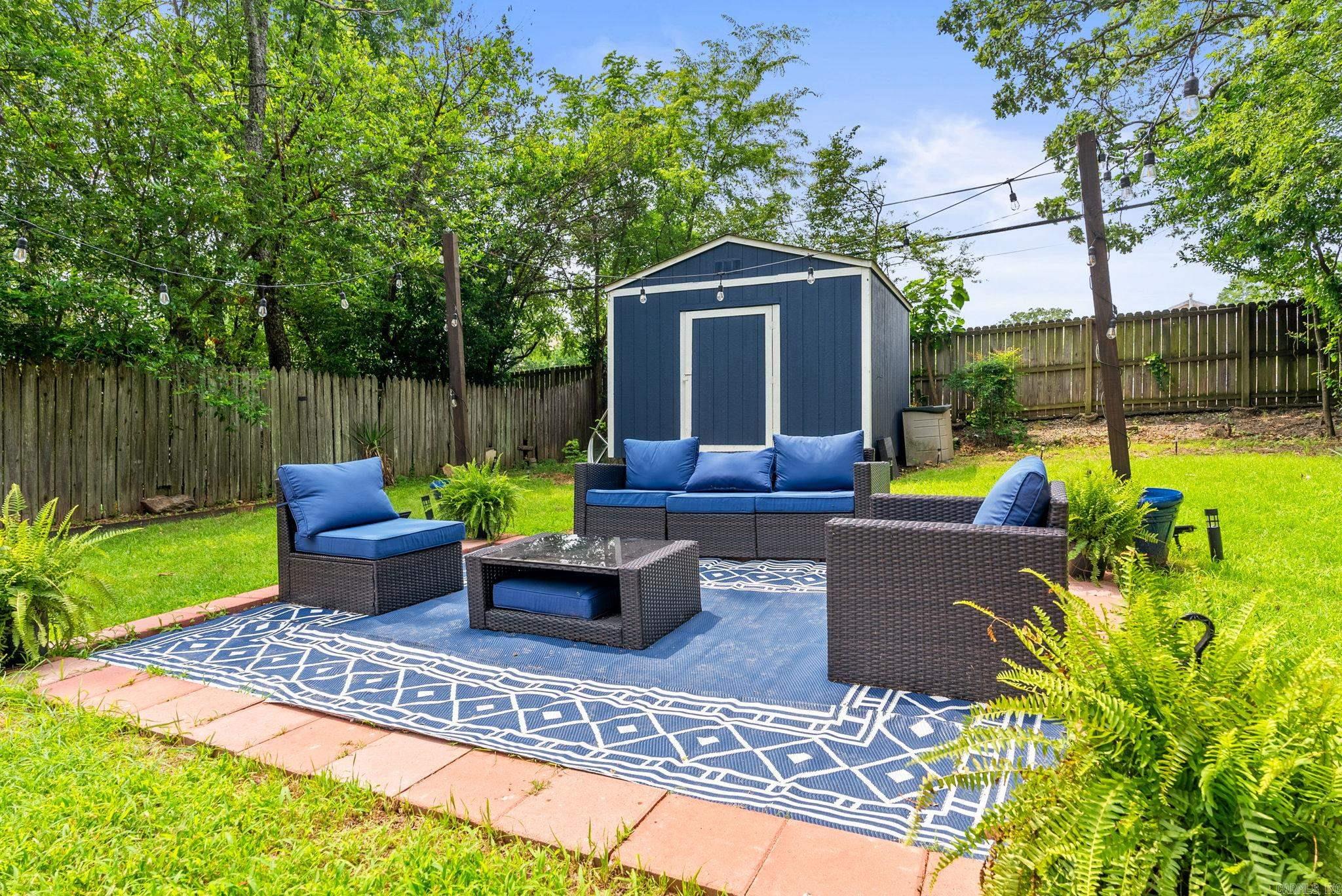 210 E E  North Little Rock, AR