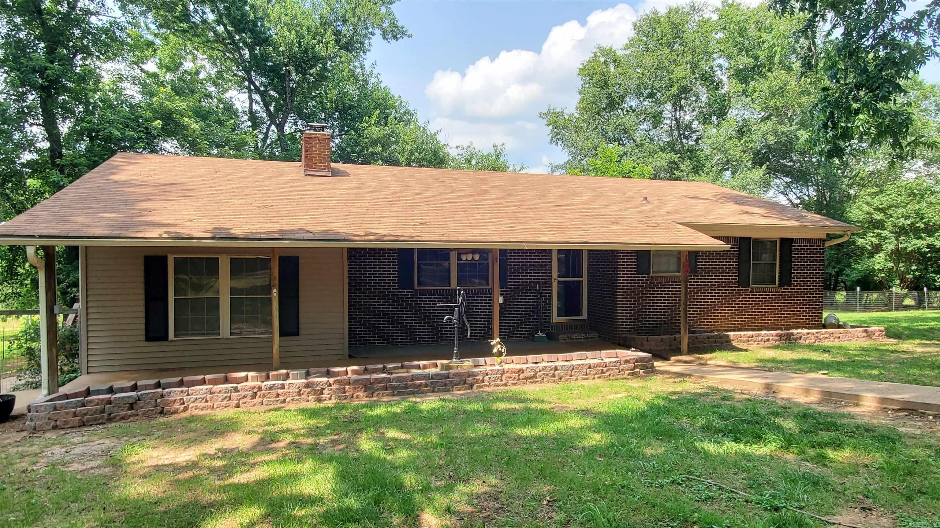 5 E Lewisburg  Vilonia, AR
