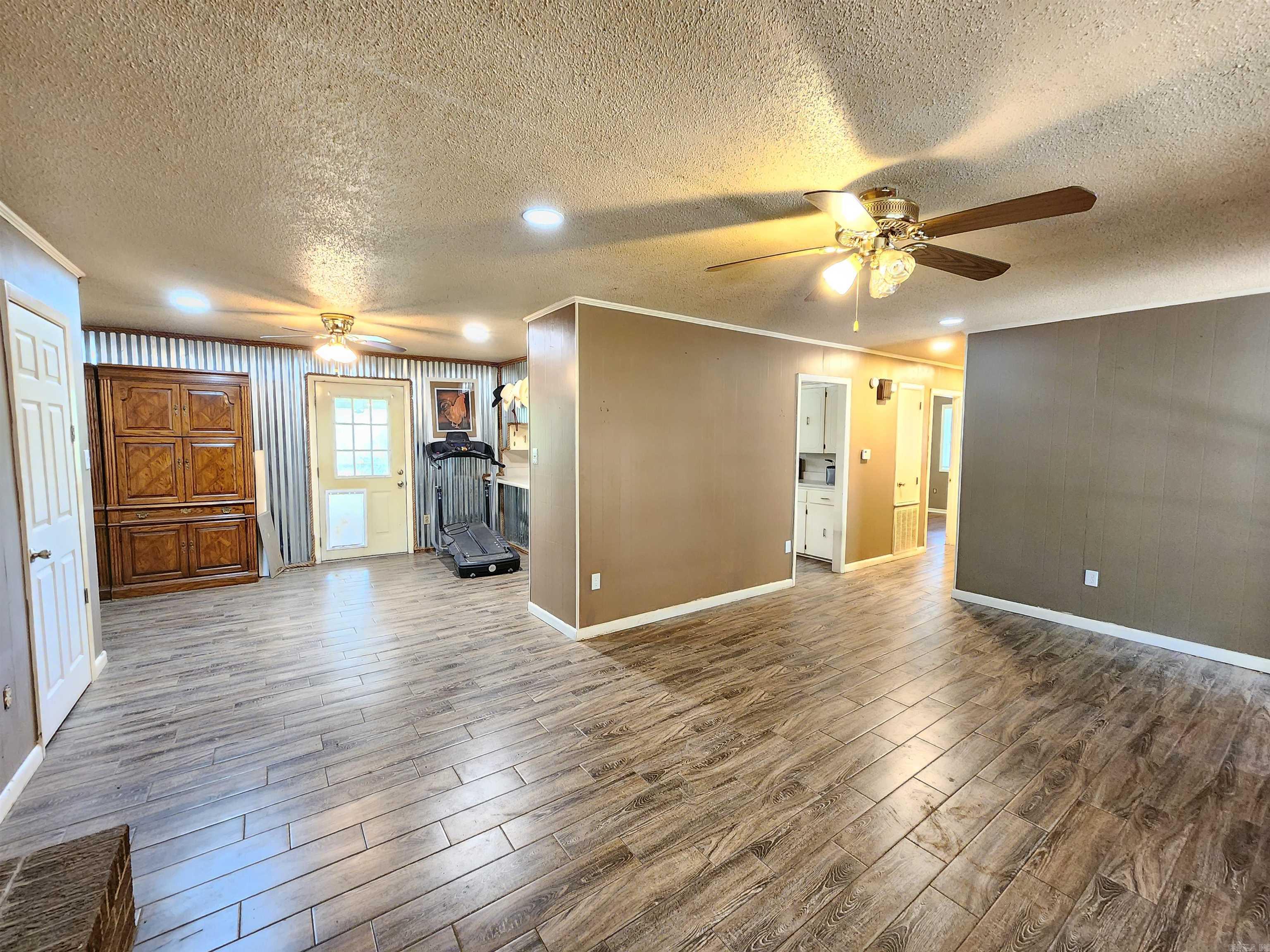 5 E Lewisburg  Vilonia, AR