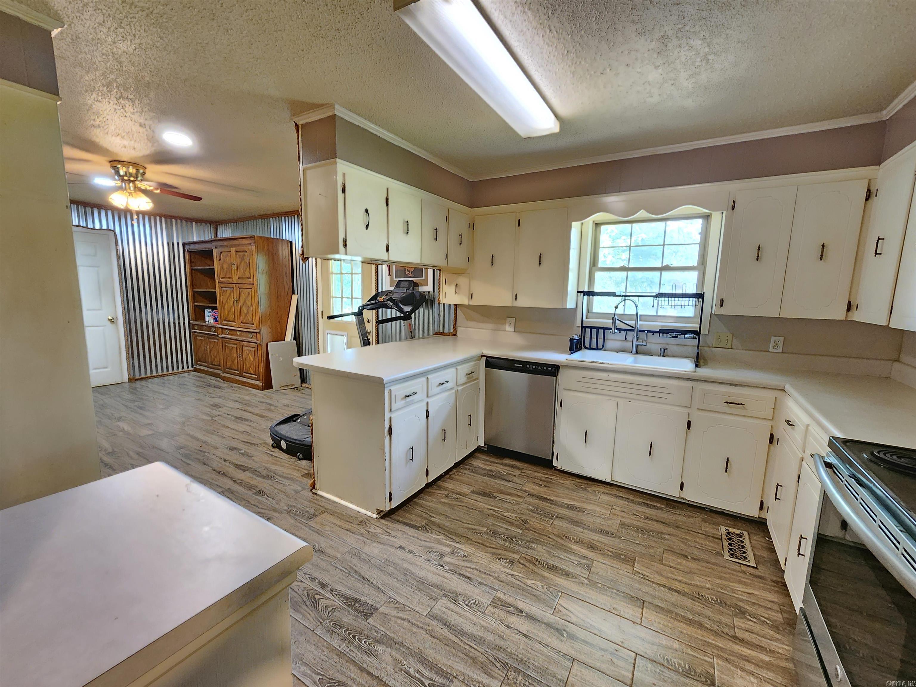 5 E Lewisburg  Vilonia, AR