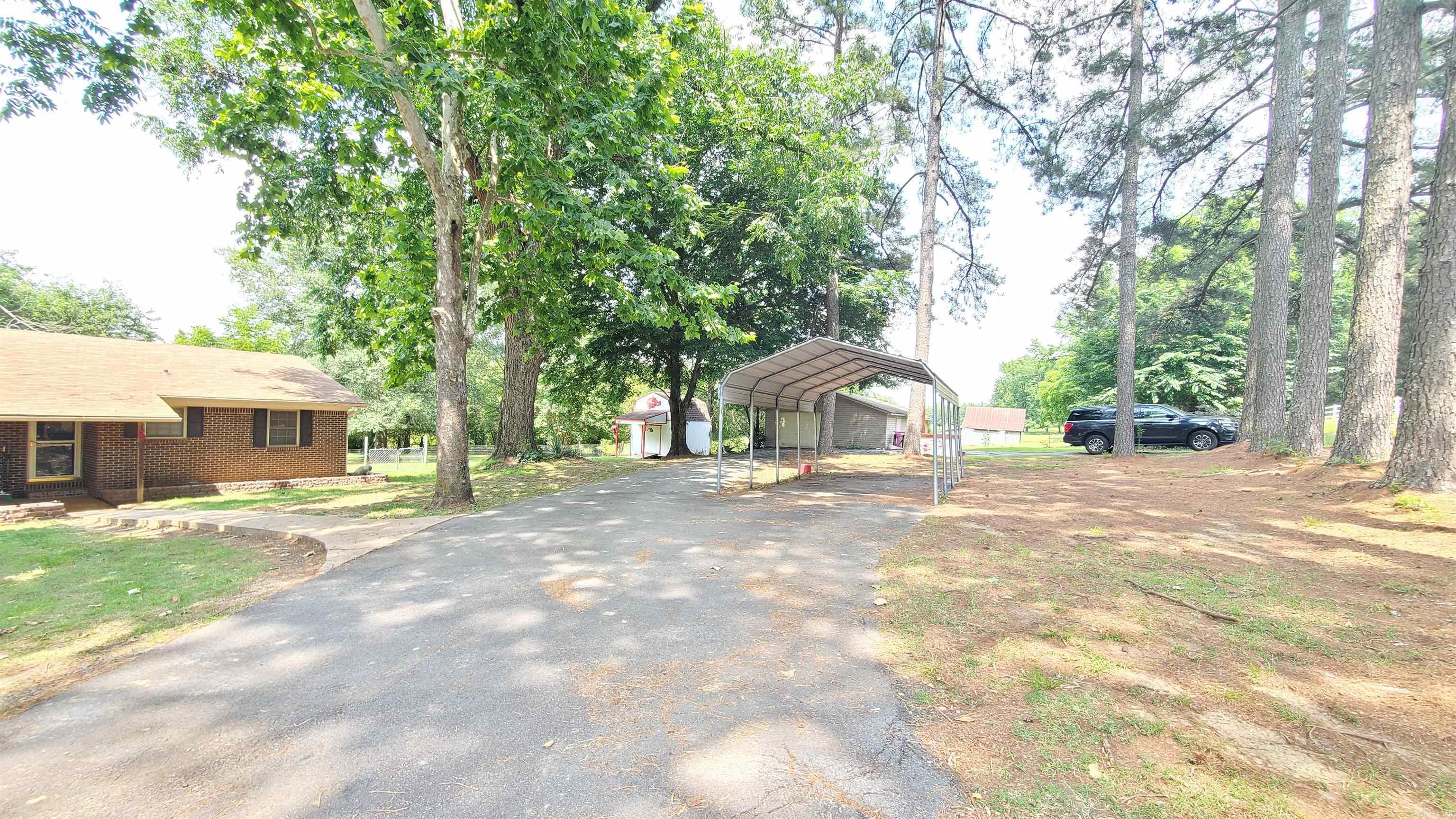 5 E Lewisburg  Vilonia, AR