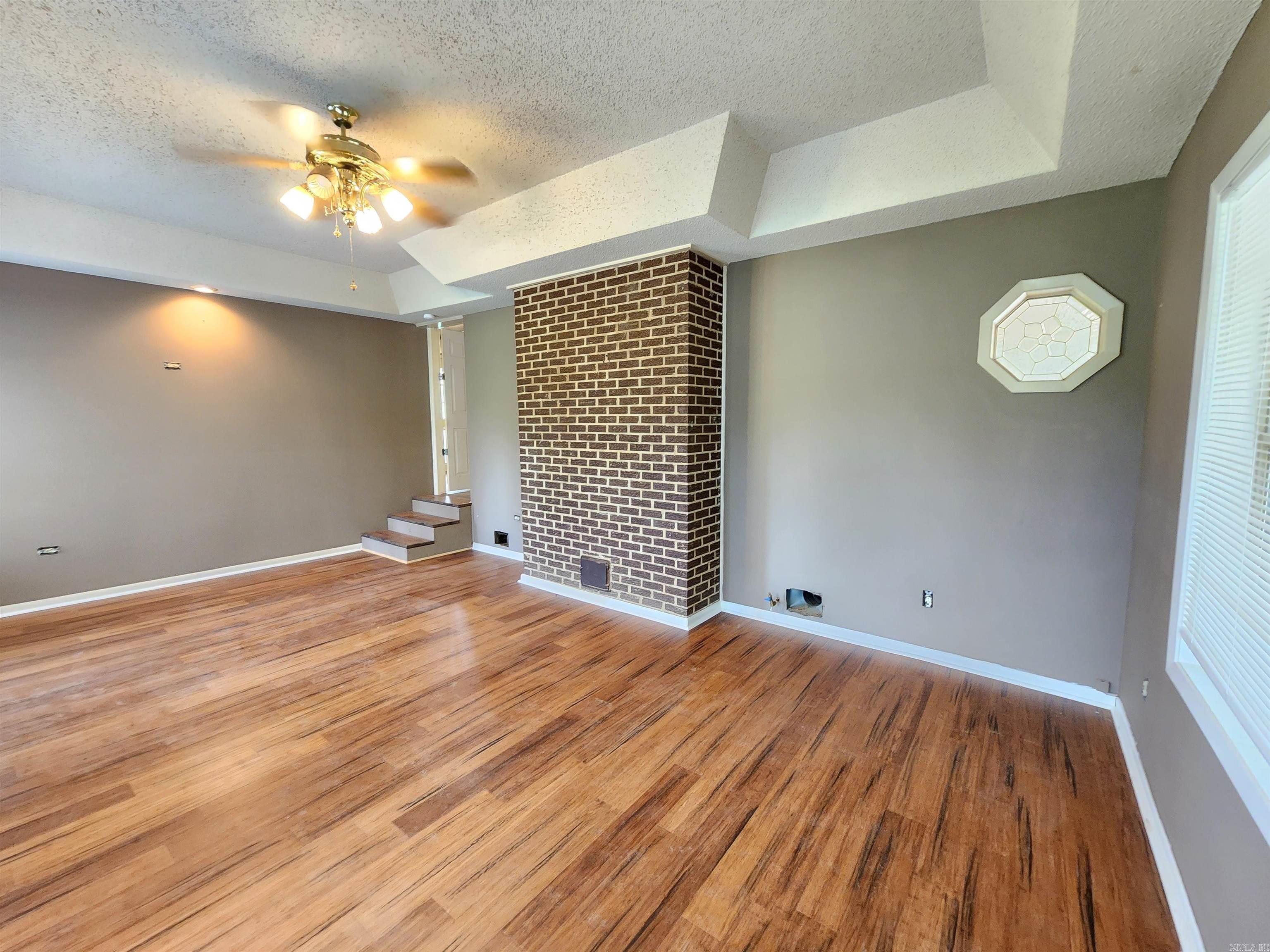 5 E Lewisburg  Vilonia, AR