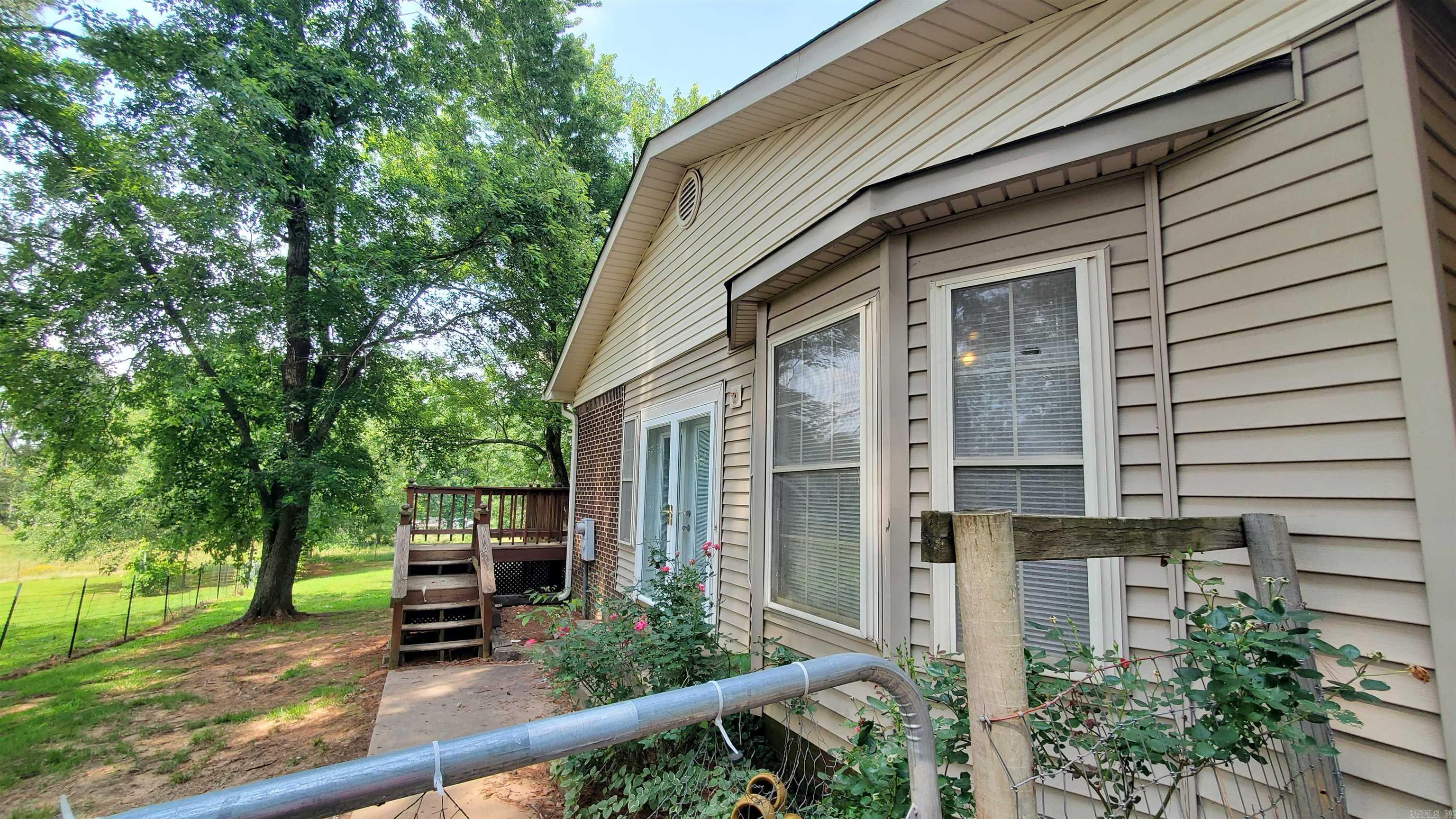 5 E Lewisburg  Vilonia, AR