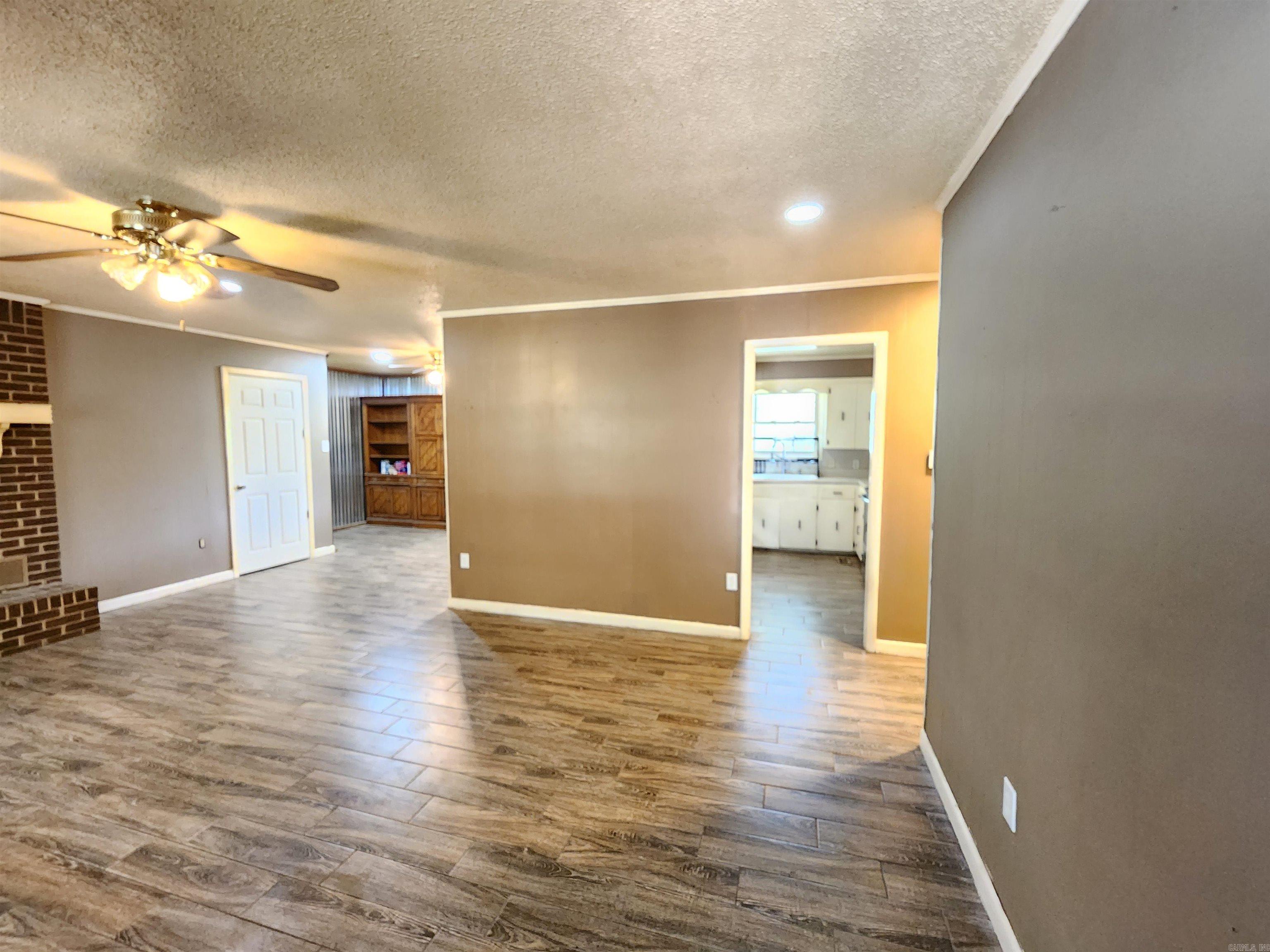 5 E Lewisburg  Vilonia, AR