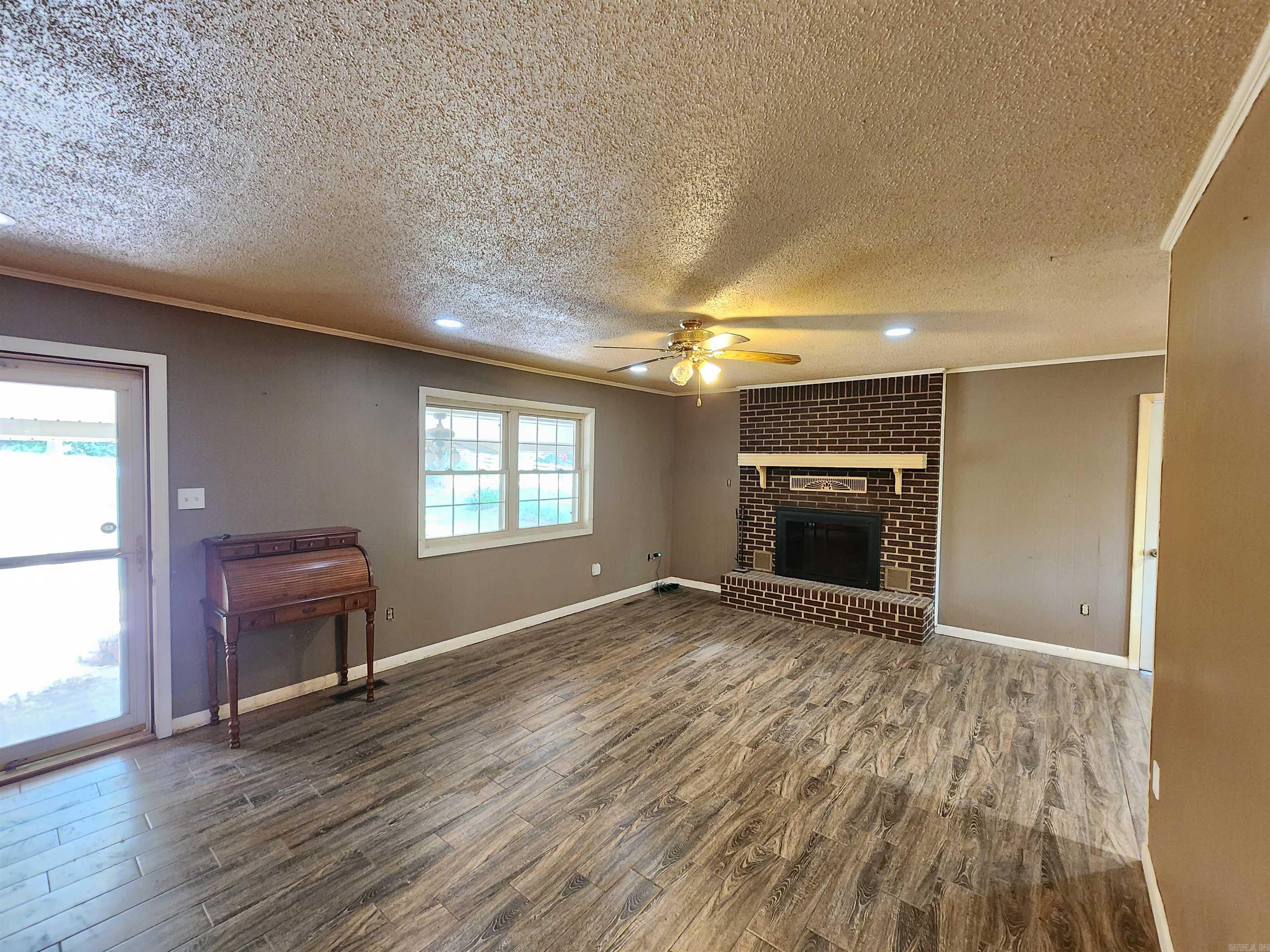 5 E Lewisburg  Vilonia, AR