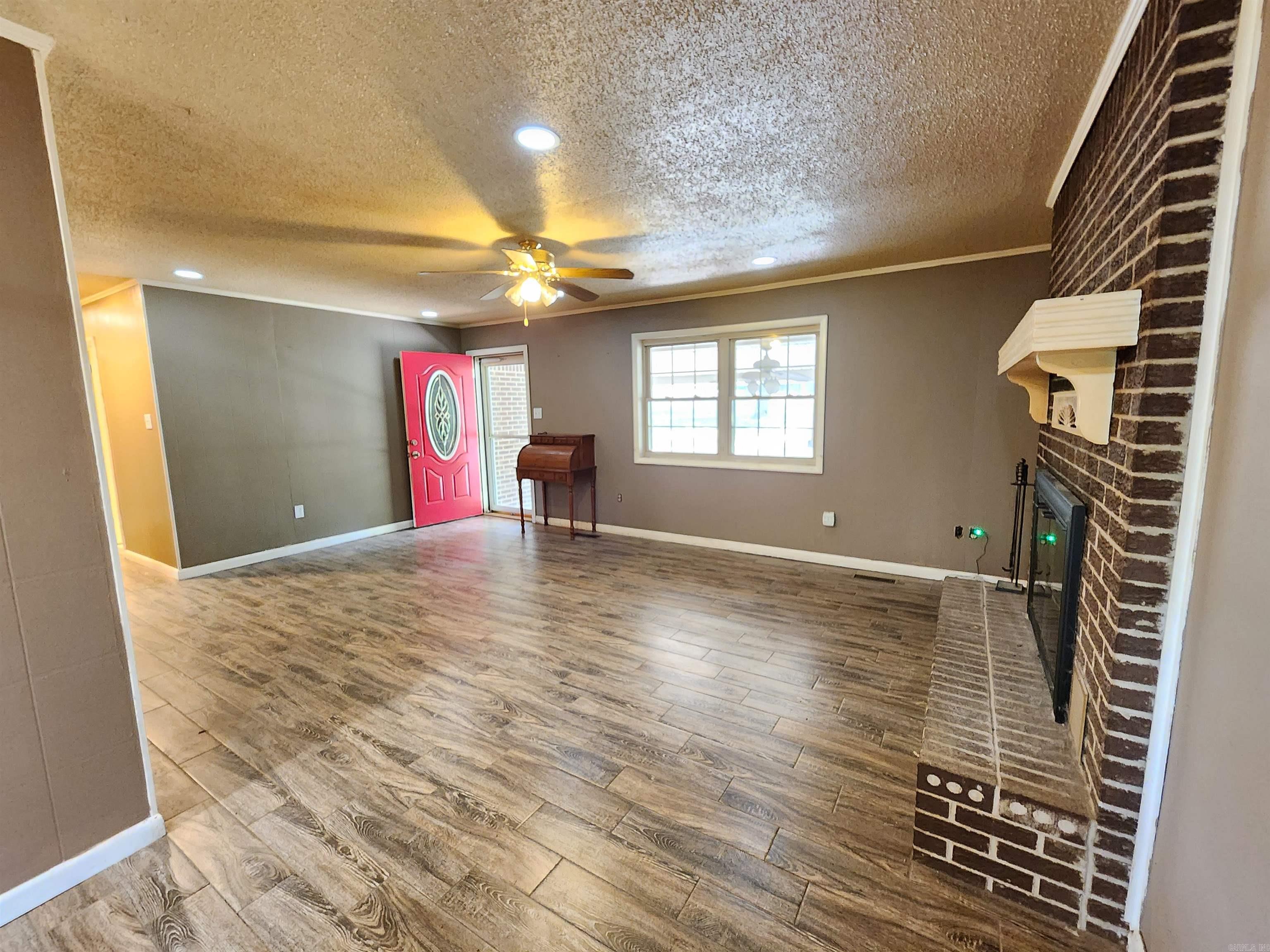 5 E Lewisburg  Vilonia, AR