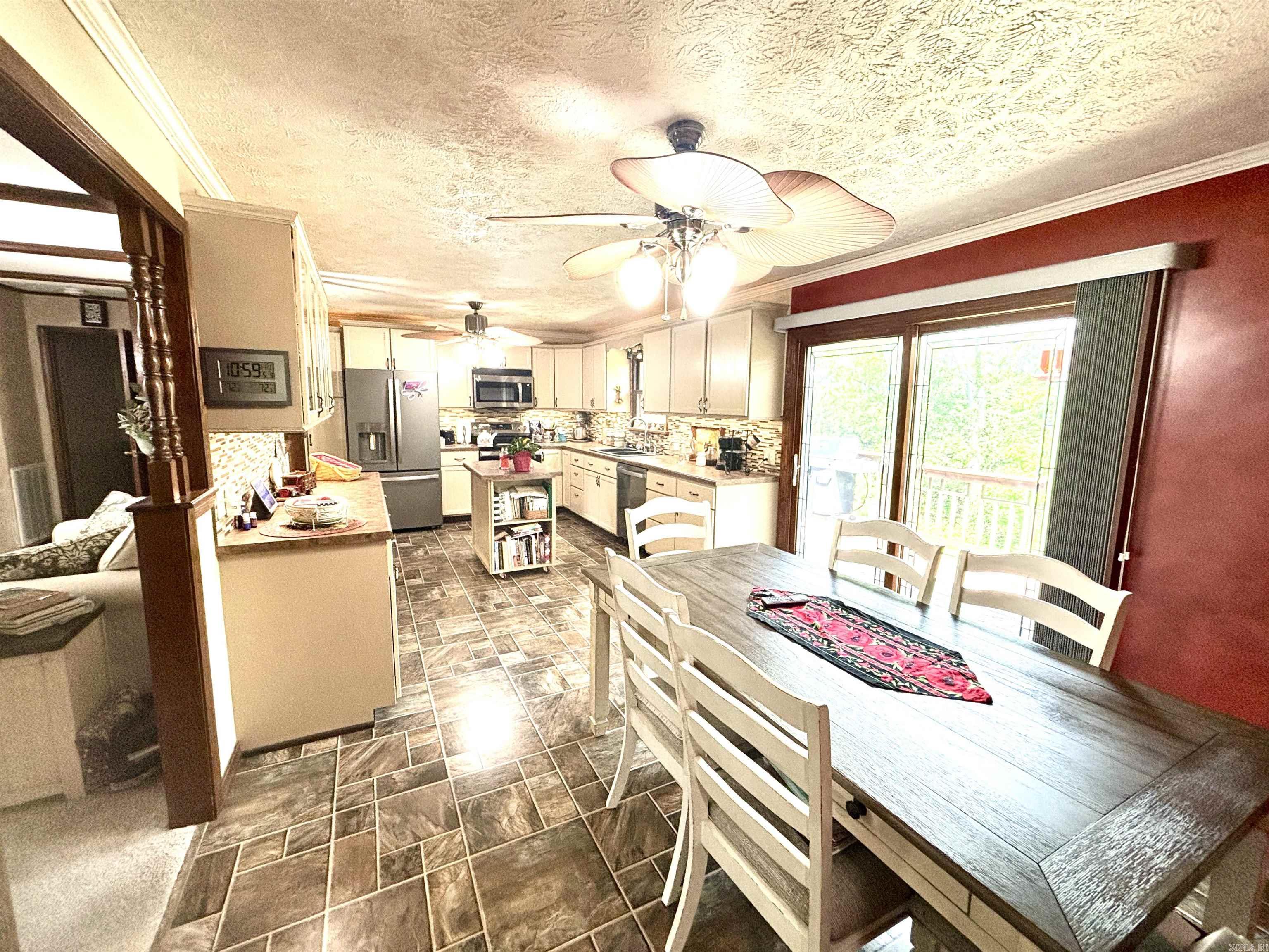 3965 Oakland Road  Oakland, AR