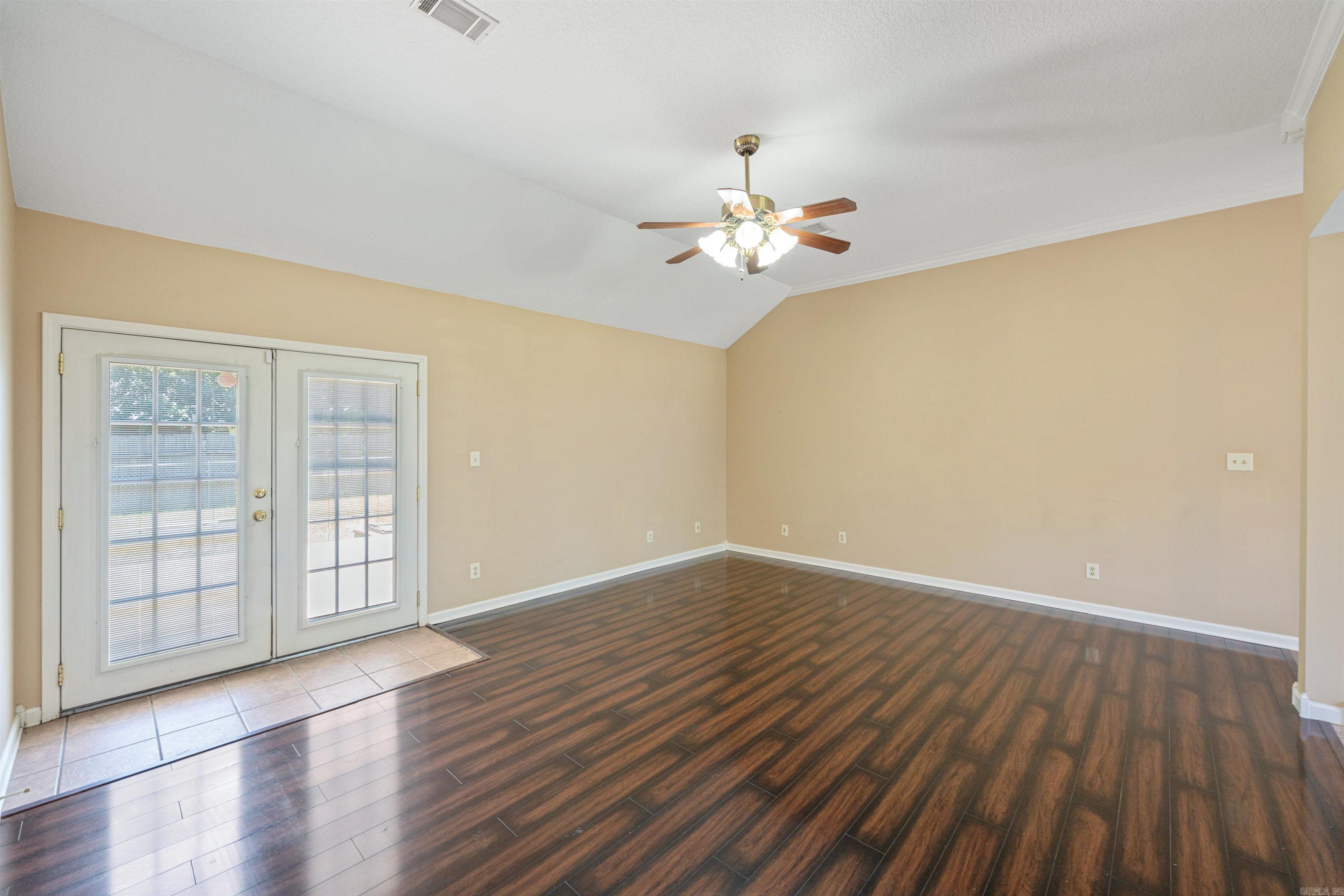 21850  Mountain Maple  Hensley, AR