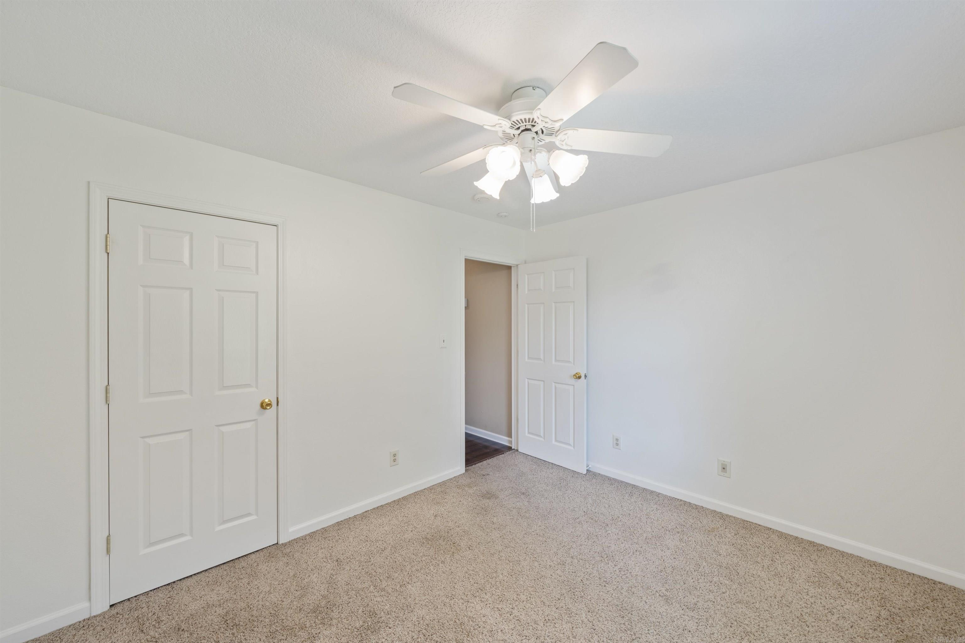 21850  Mountain Maple  Hensley, AR