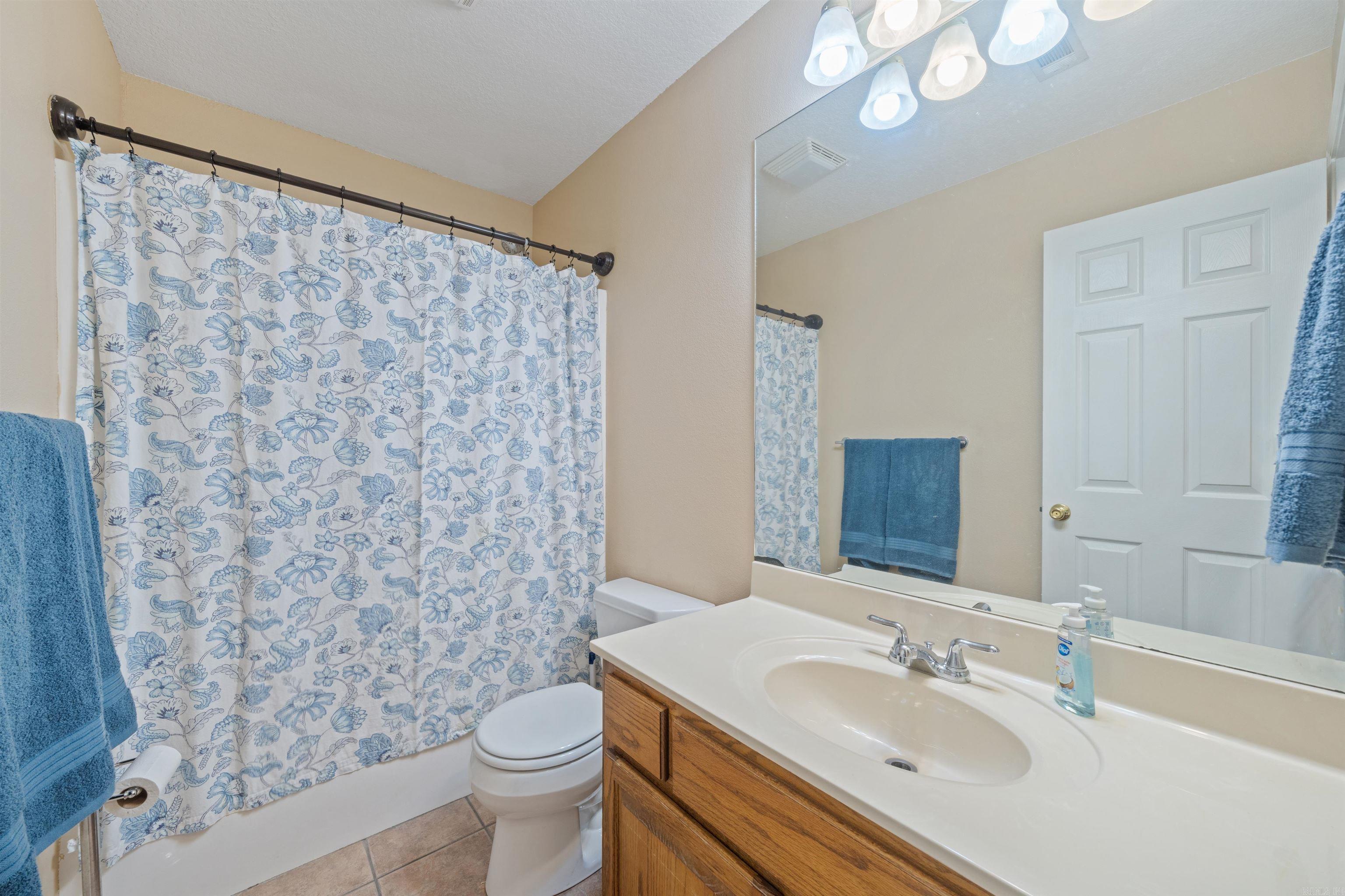 21850  Mountain Maple  Hensley, AR