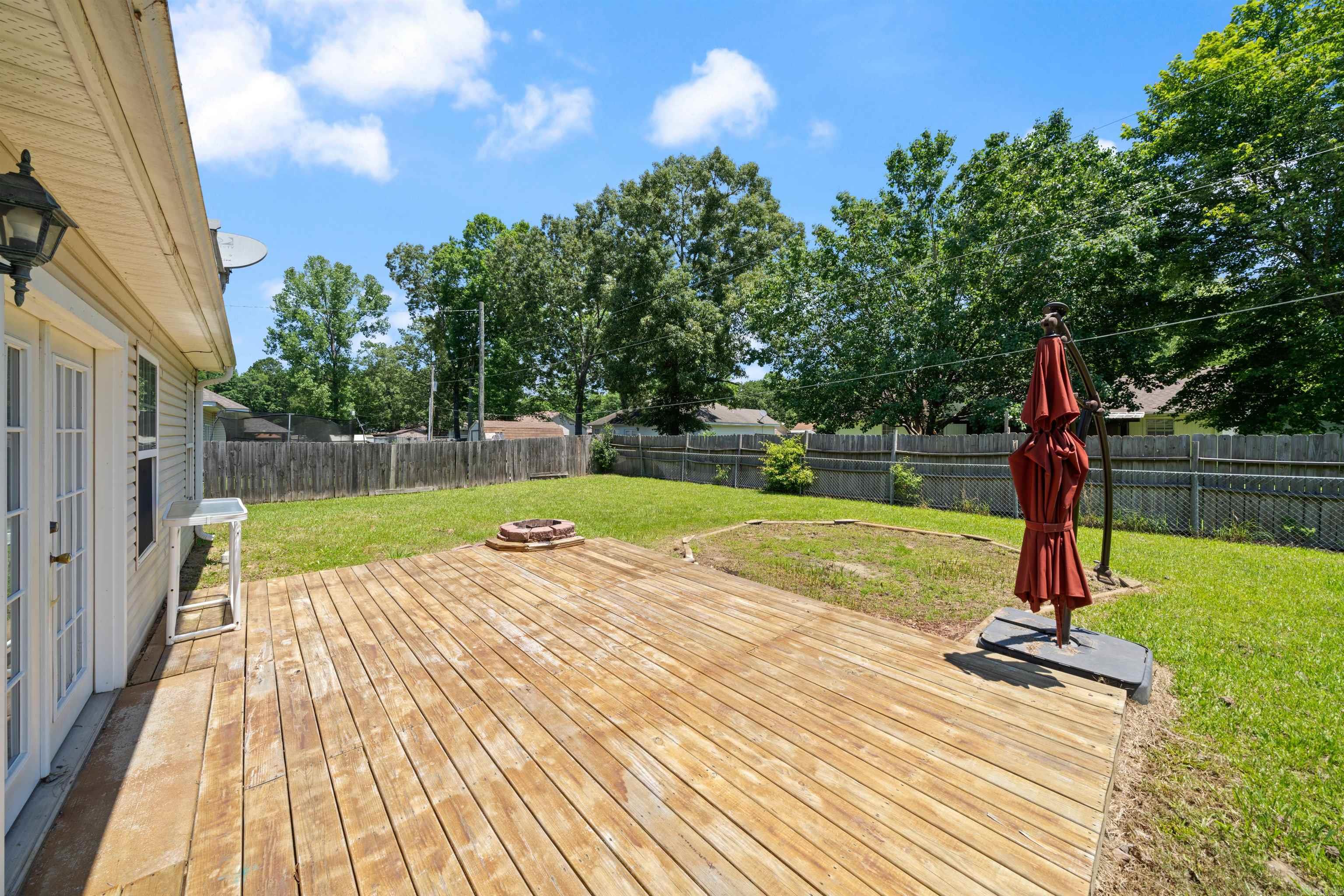 21850  Mountain Maple  Hensley, AR