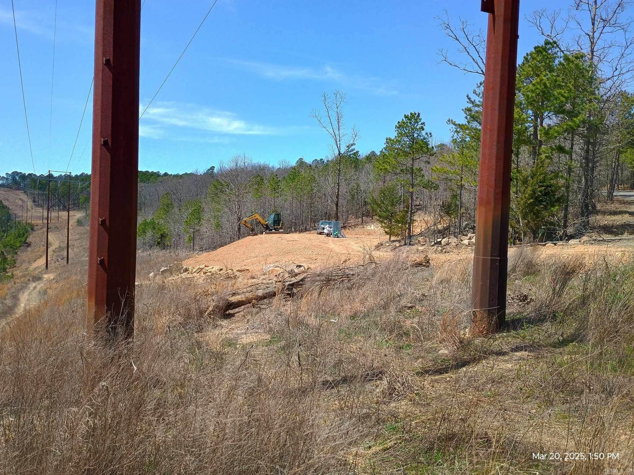 2556  Oakland Road  Clinton, AR