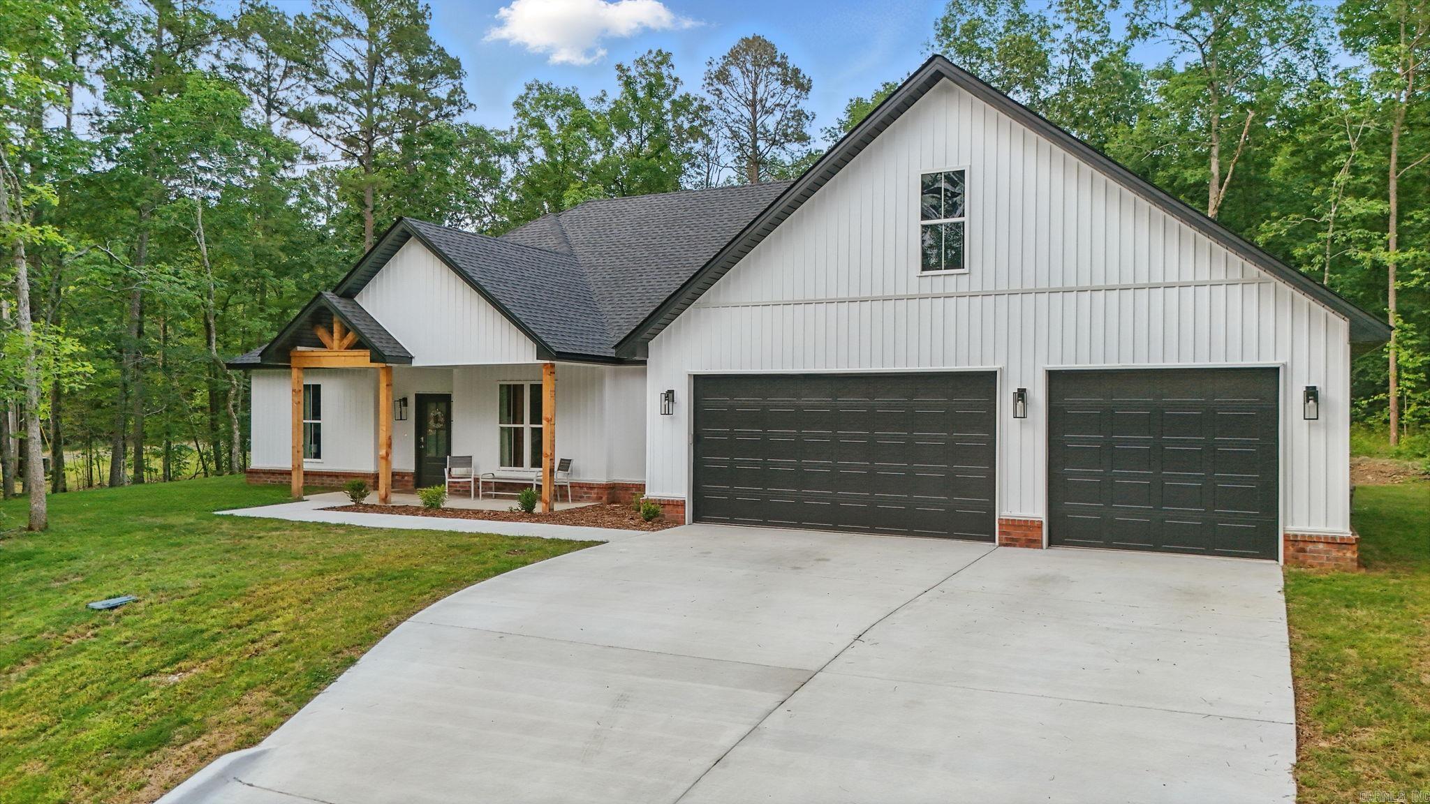 101  Stonebrook  Hot Springs, AR