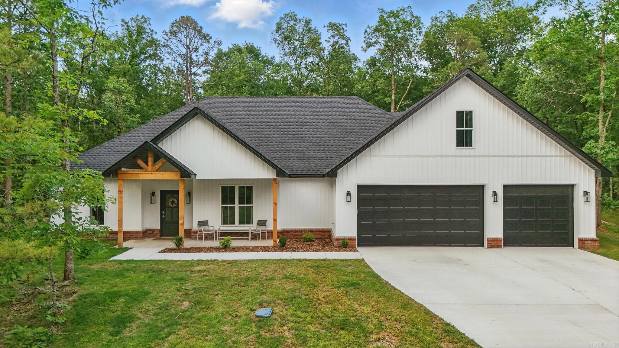 101  Stonebrook  Hot Springs, AR