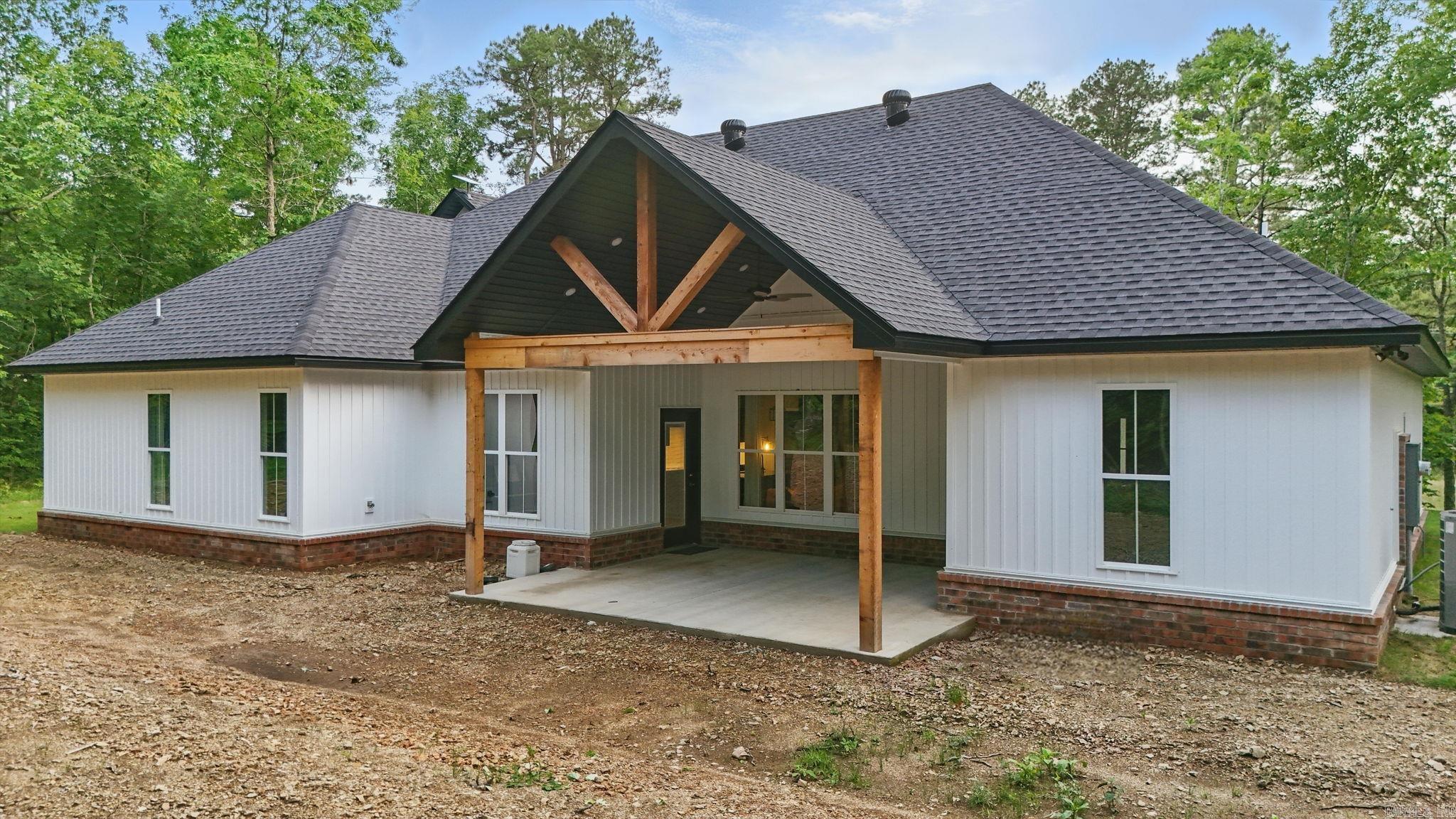 101  Stonebrook  Hot Springs, AR