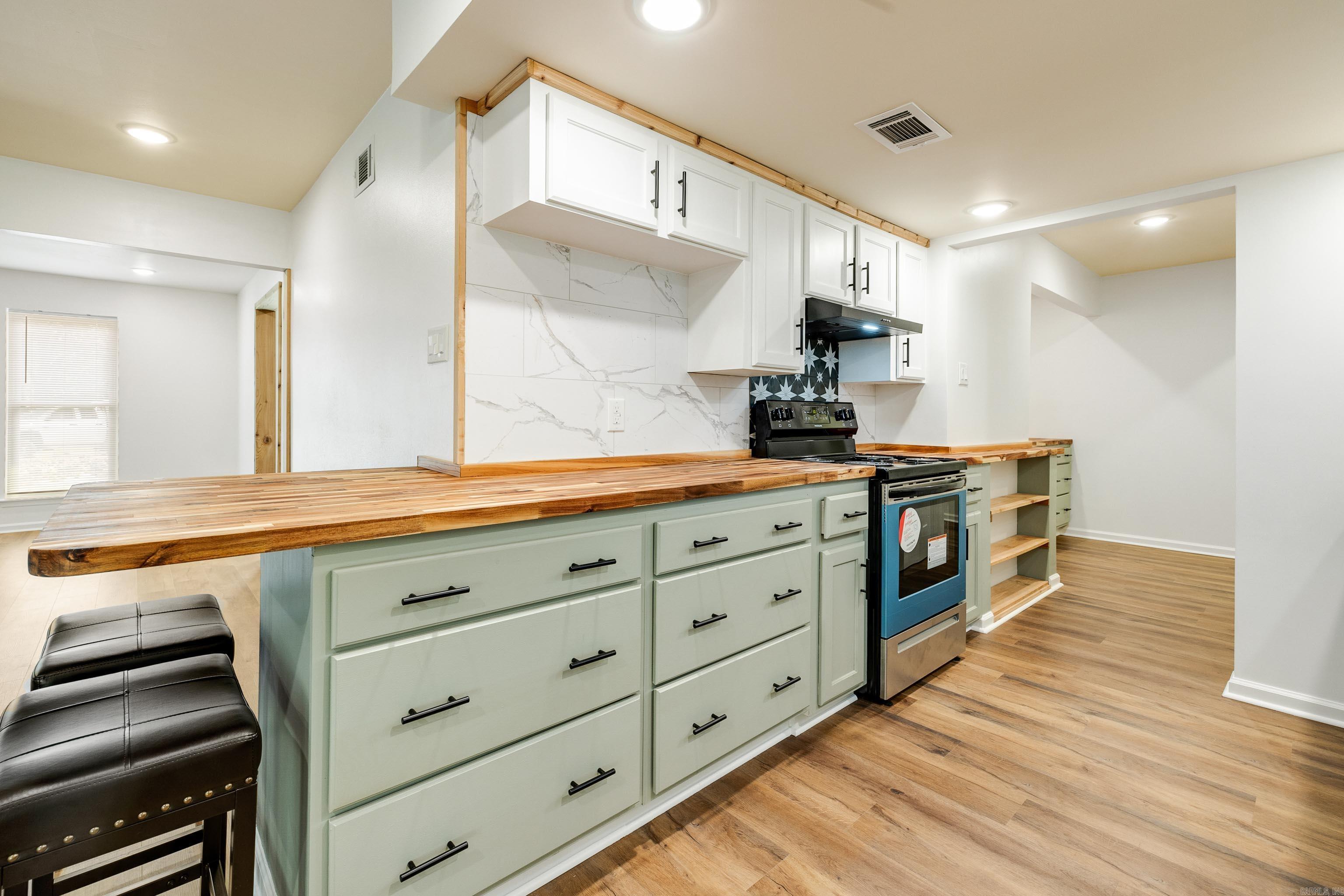 3316  Carmine  Bryant, AR